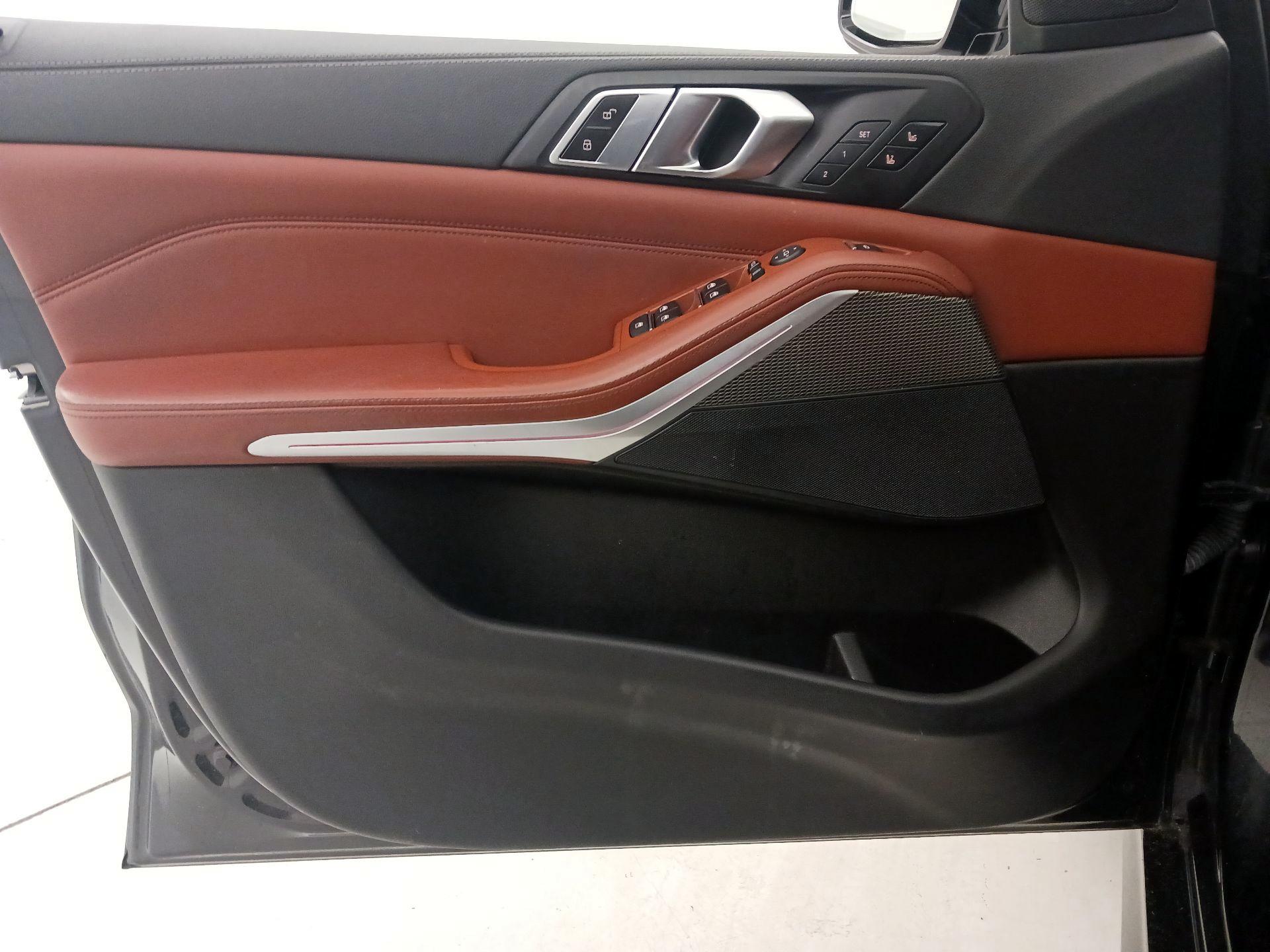 Thumbnail: 2022 BMW X5 - 12