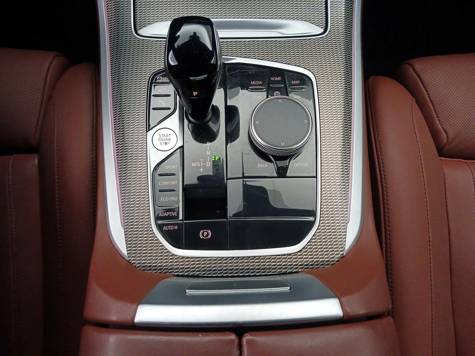 Thumbnail: 2022 BMW X5 - 18
