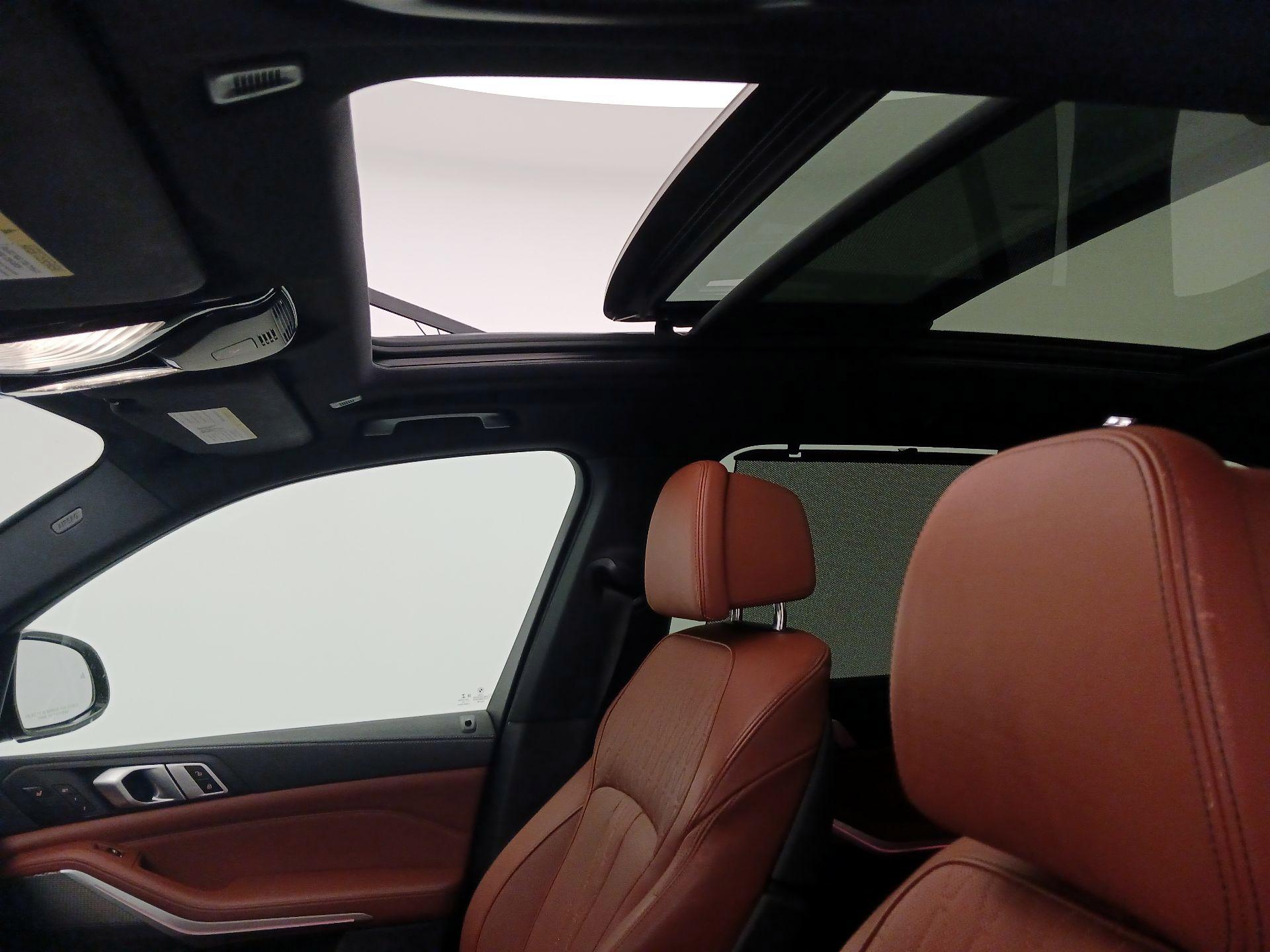 Thumbnail: 2022 BMW X5 - 20