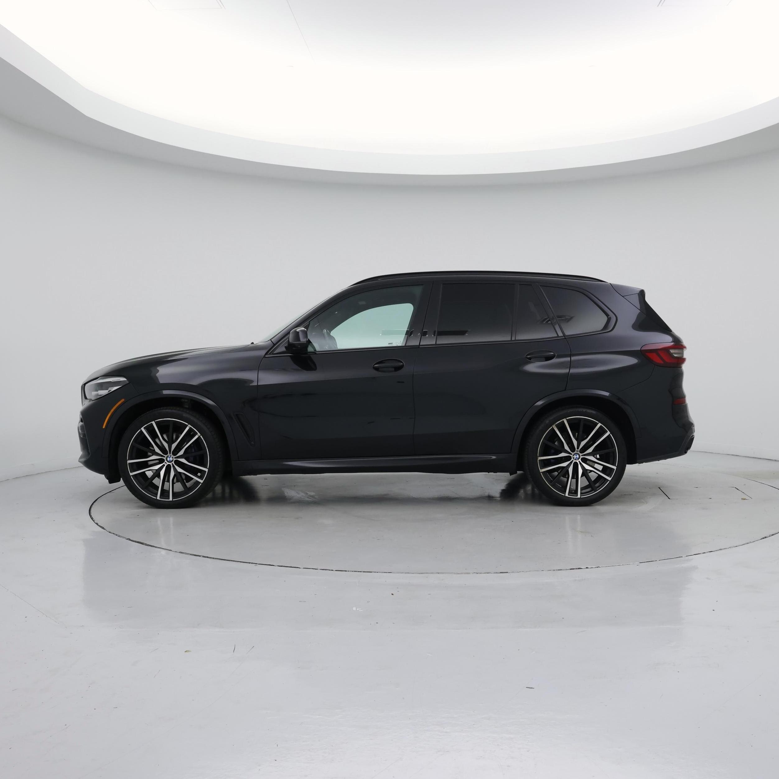 Thumbnail: 2022 BMW X5 - 3