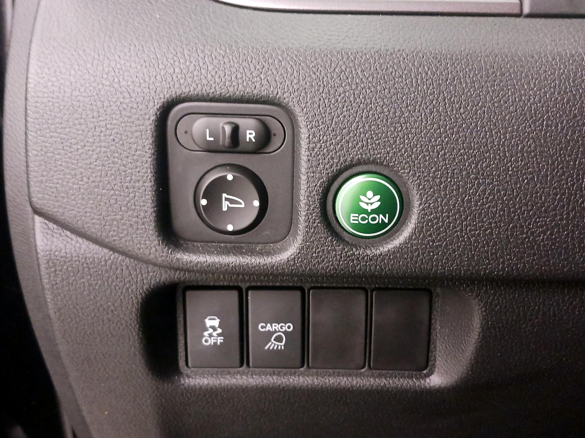 Thumbnail: 2017 Honda Ridgeline - 13