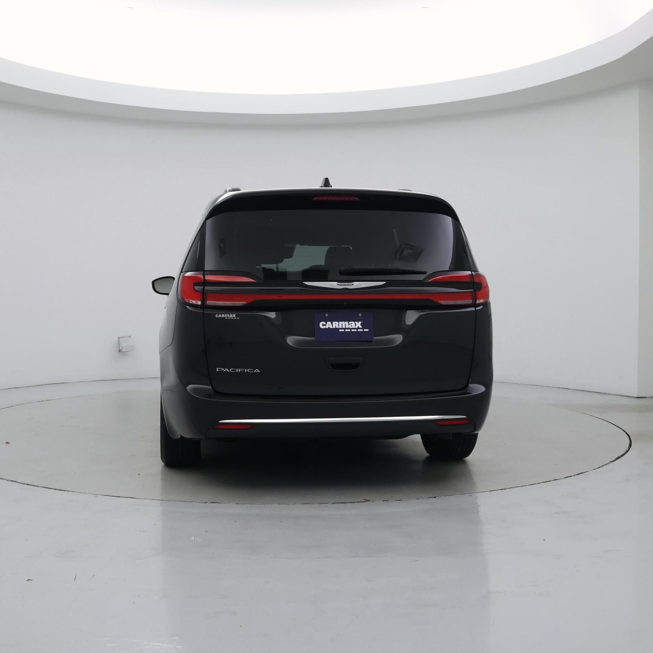 Thumbnail: 2022 Chrysler Pacifica - 6