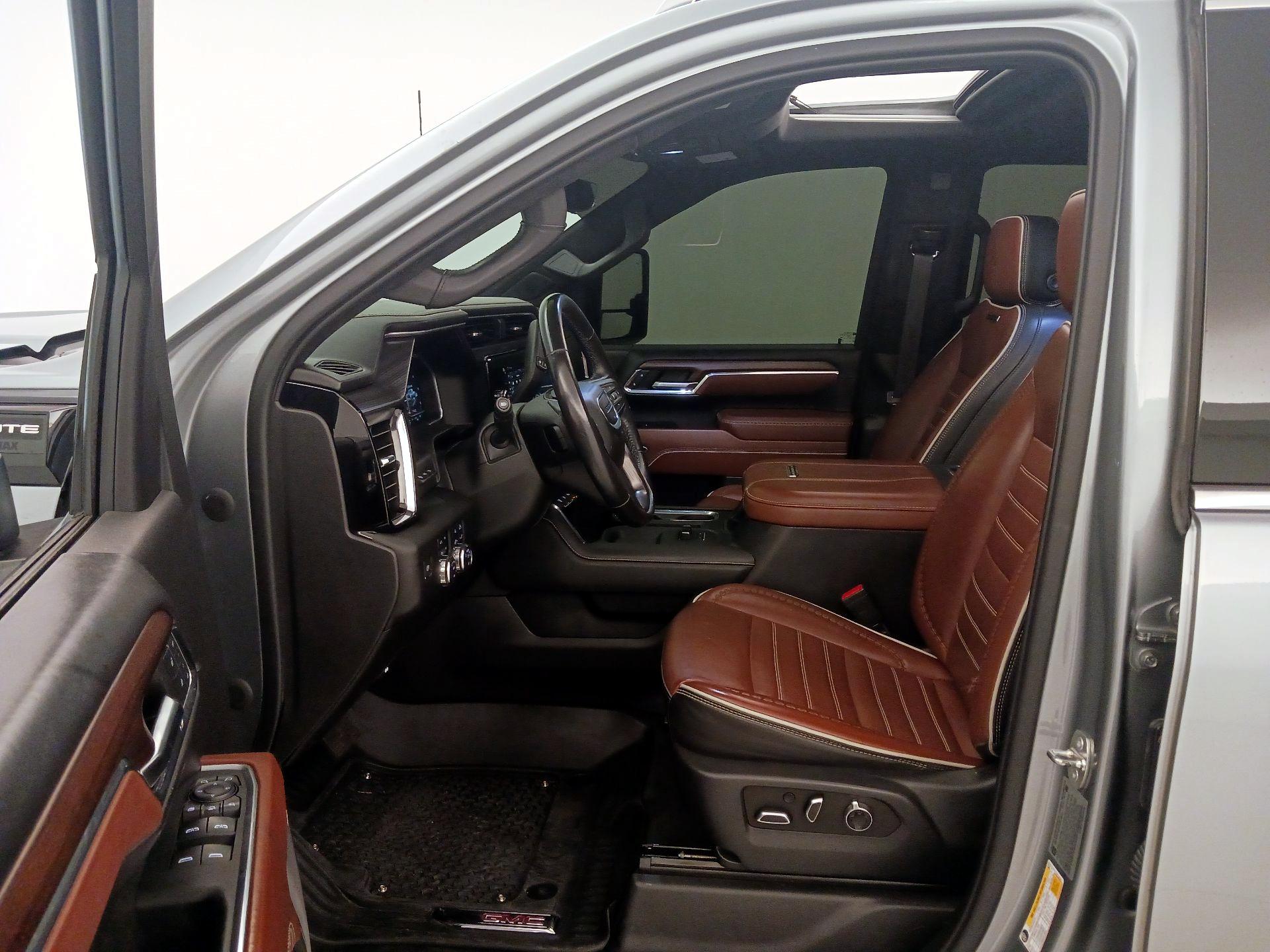 Thumbnail: 2024 GMC Sierra 3500 - 11
