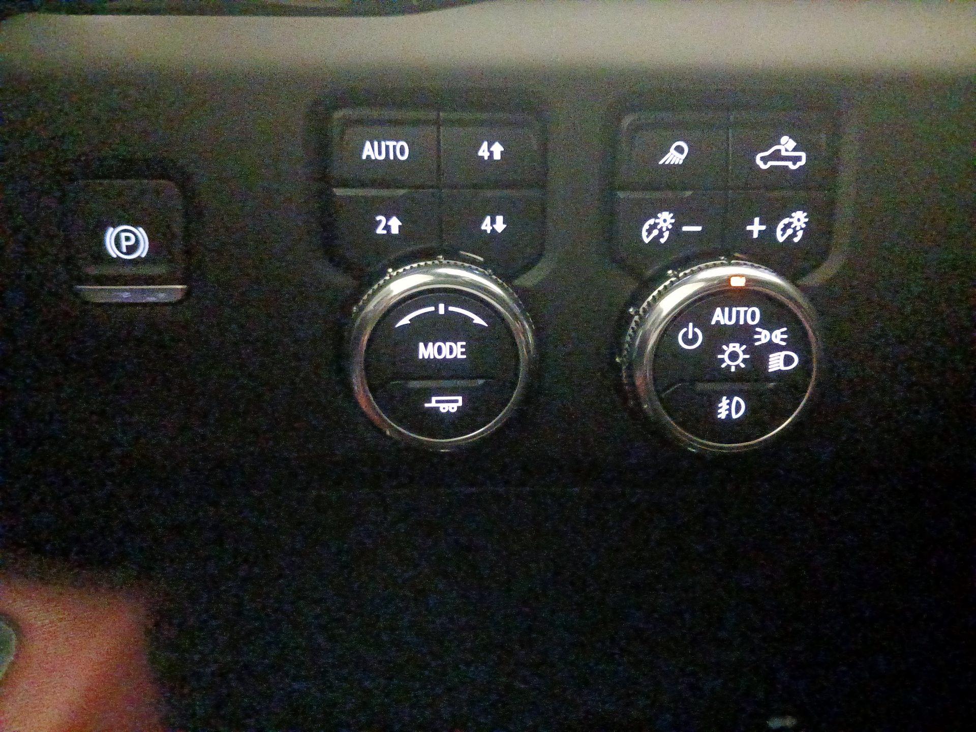 Thumbnail: 2024 GMC Sierra 3500 - 13