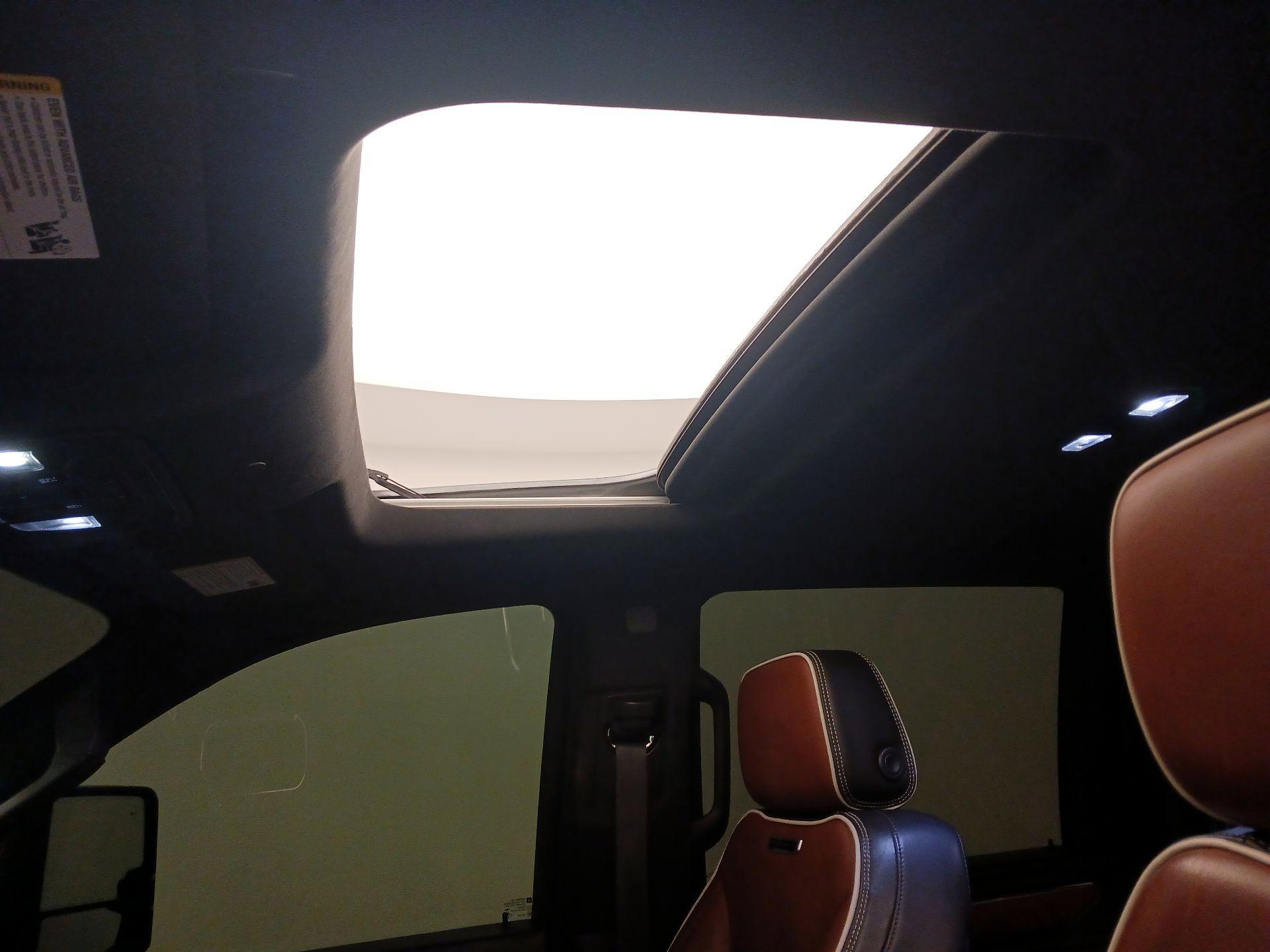 Thumbnail: 2024 GMC Sierra 3500 - 20