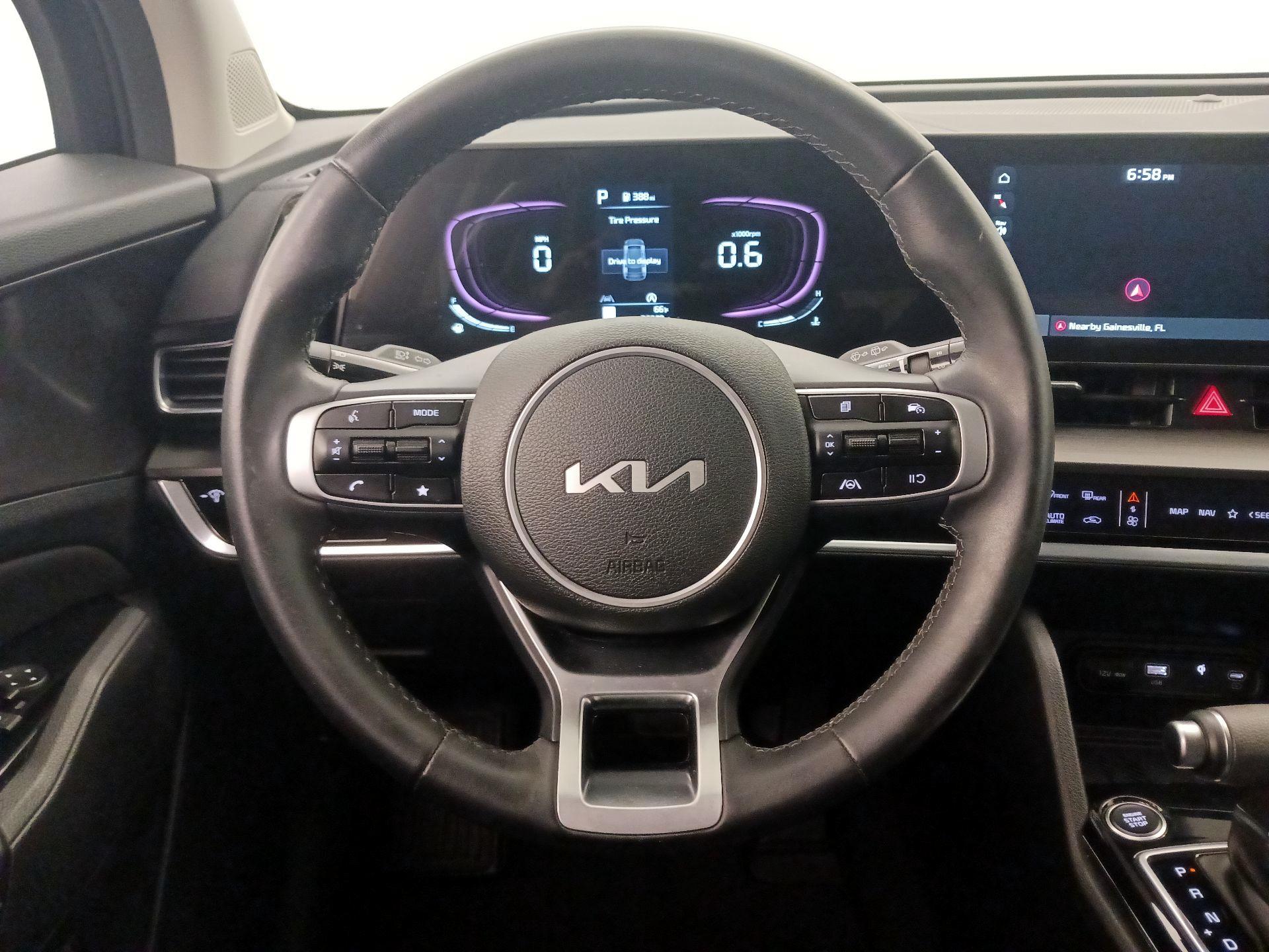 Thumbnail: 2024 Kia Sportage - 10