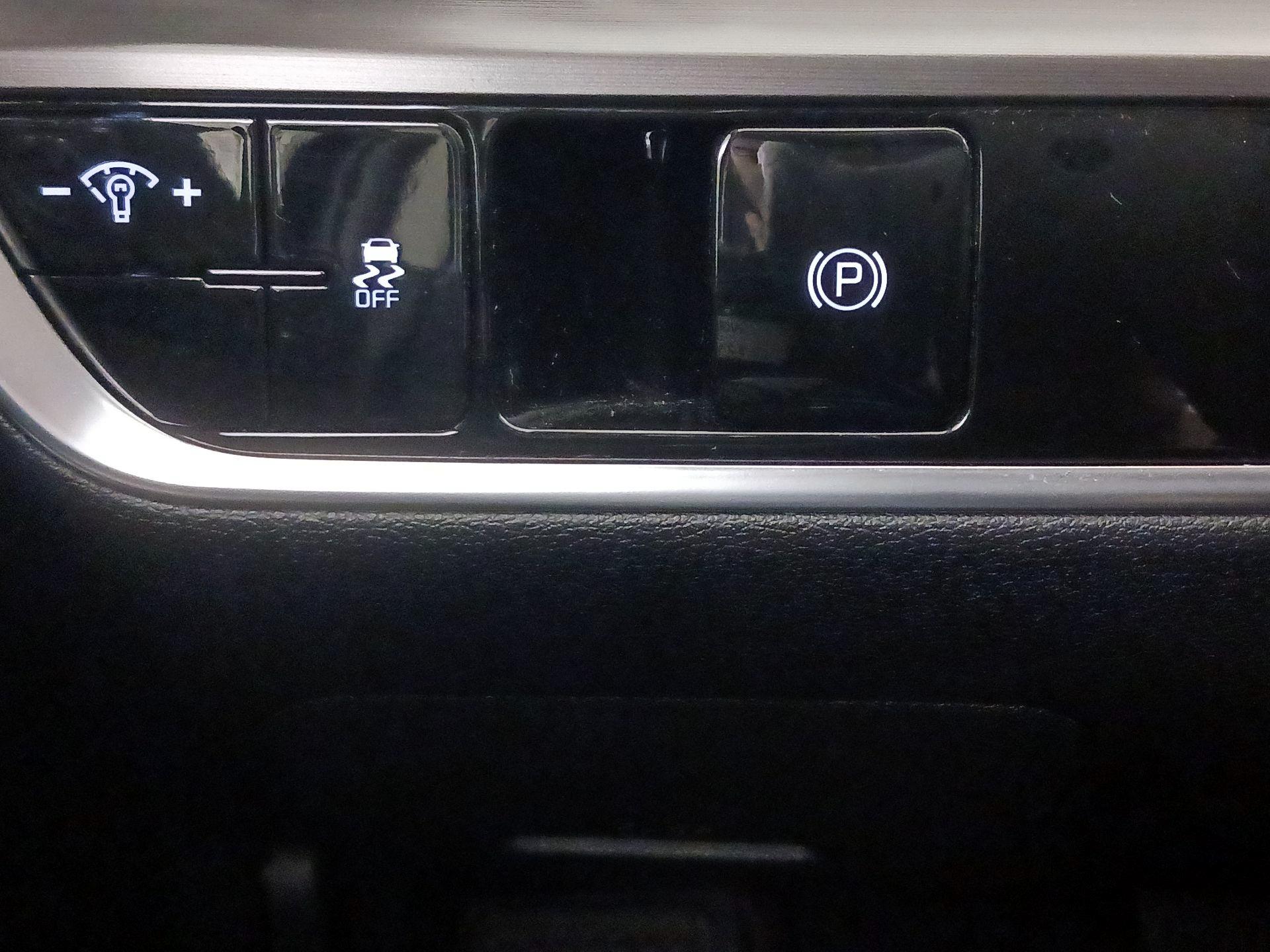 Thumbnail: 2024 Kia Sportage - 13