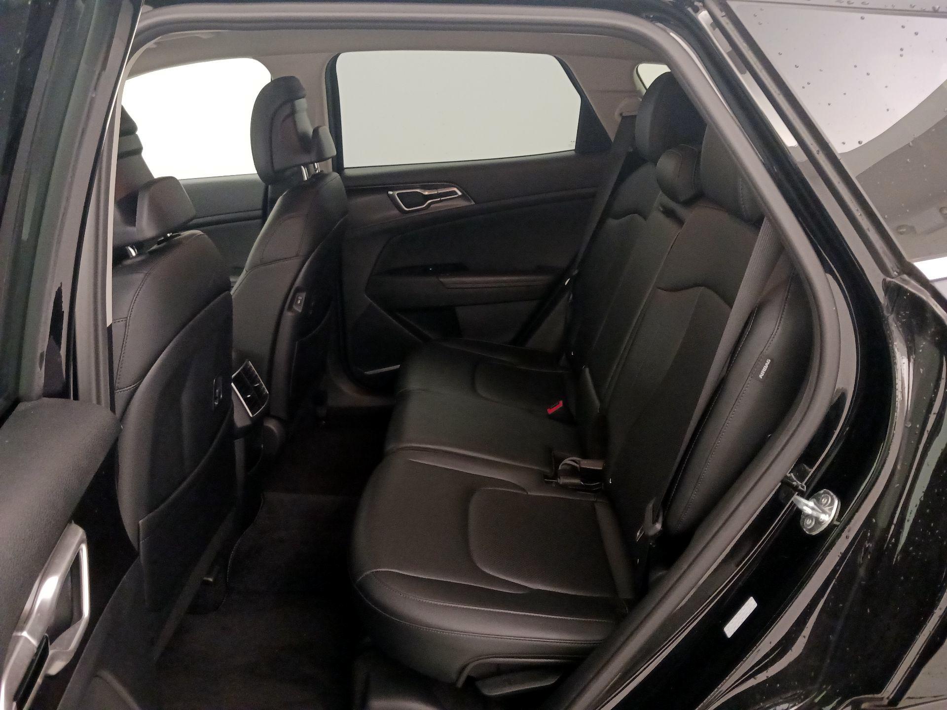 Thumbnail: 2024 Kia Sportage - 20