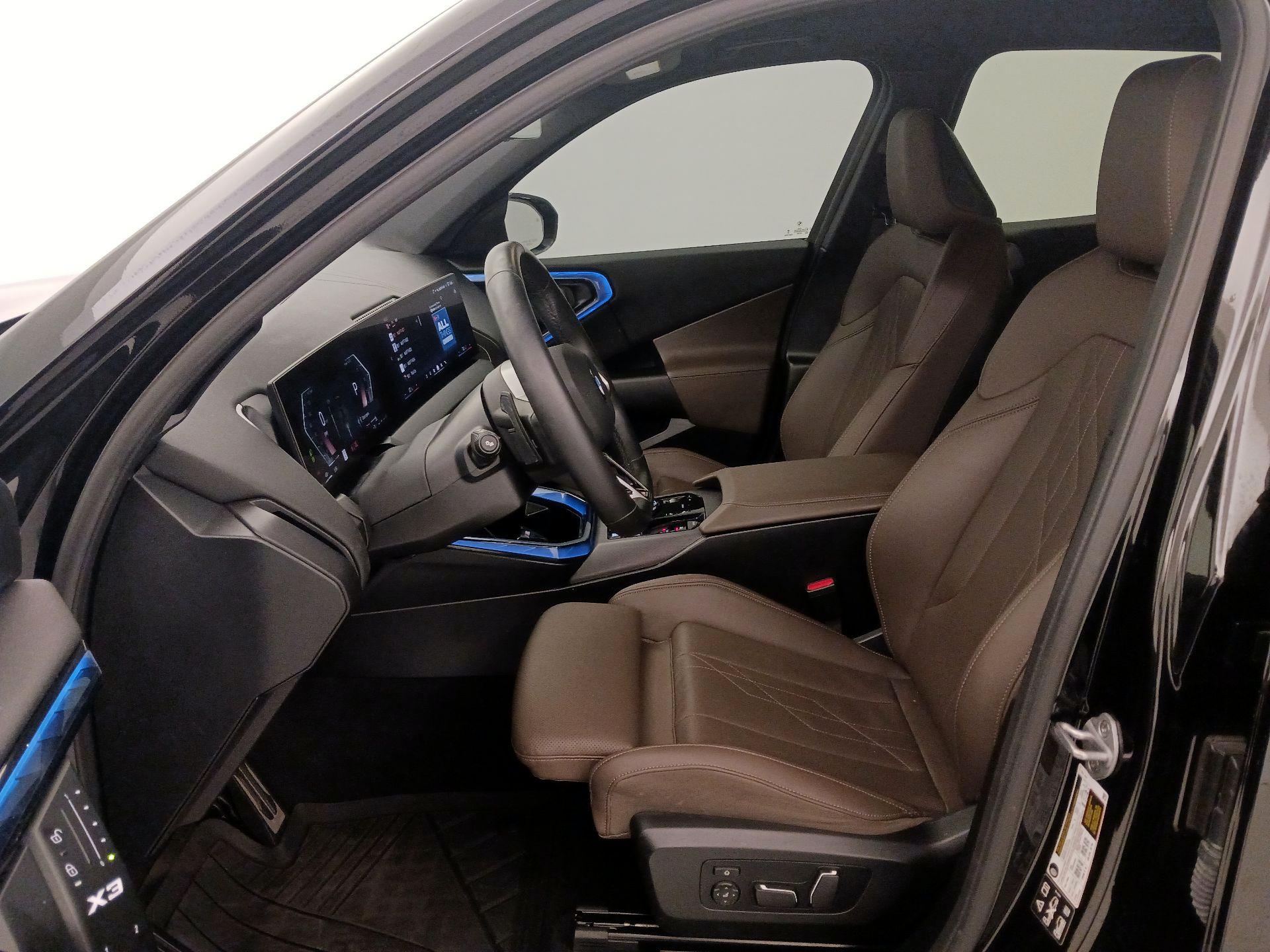 Thumbnail: 2025 BMW X3 - 11