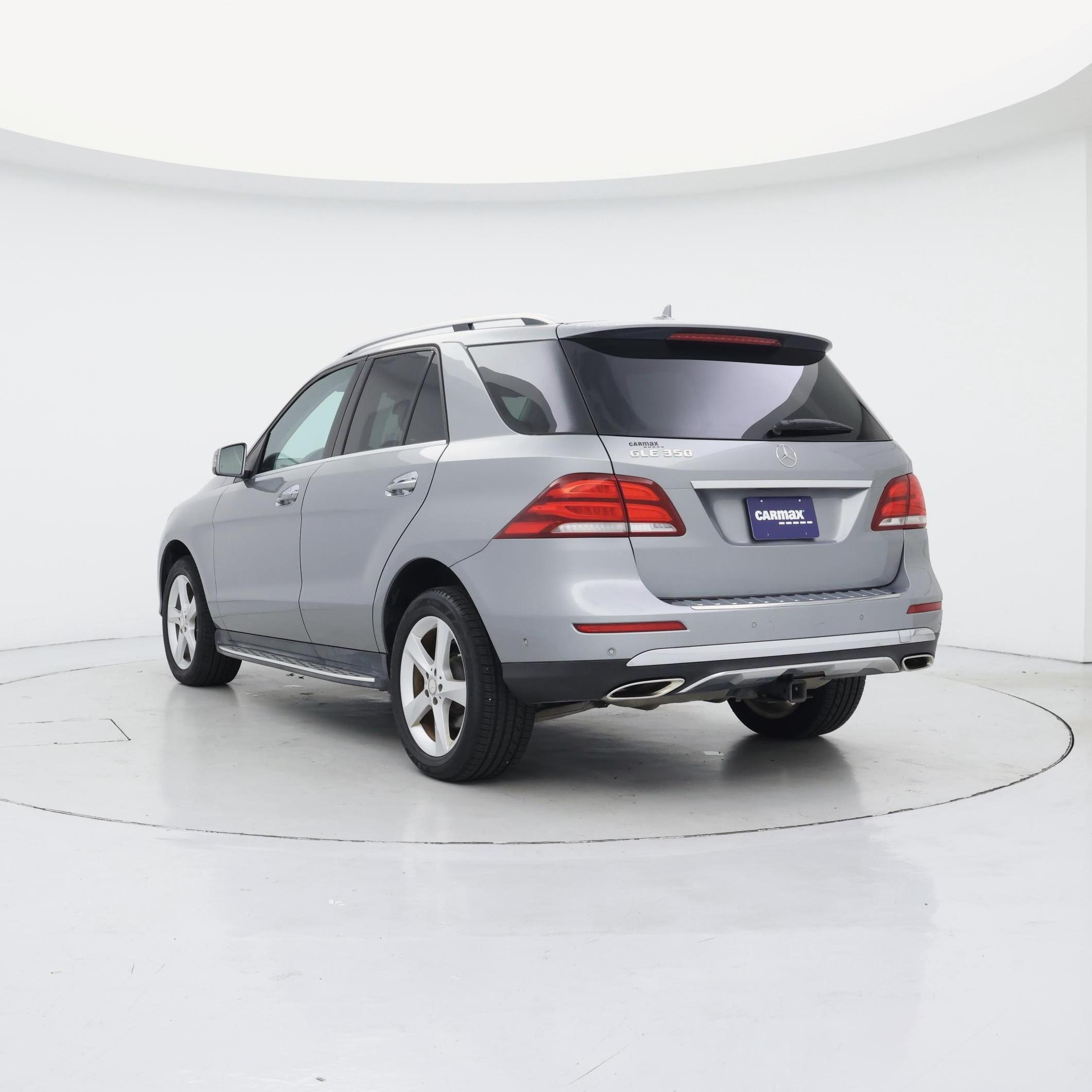 Thumbnail: 2016 Mercedes-Benz GLE - 2