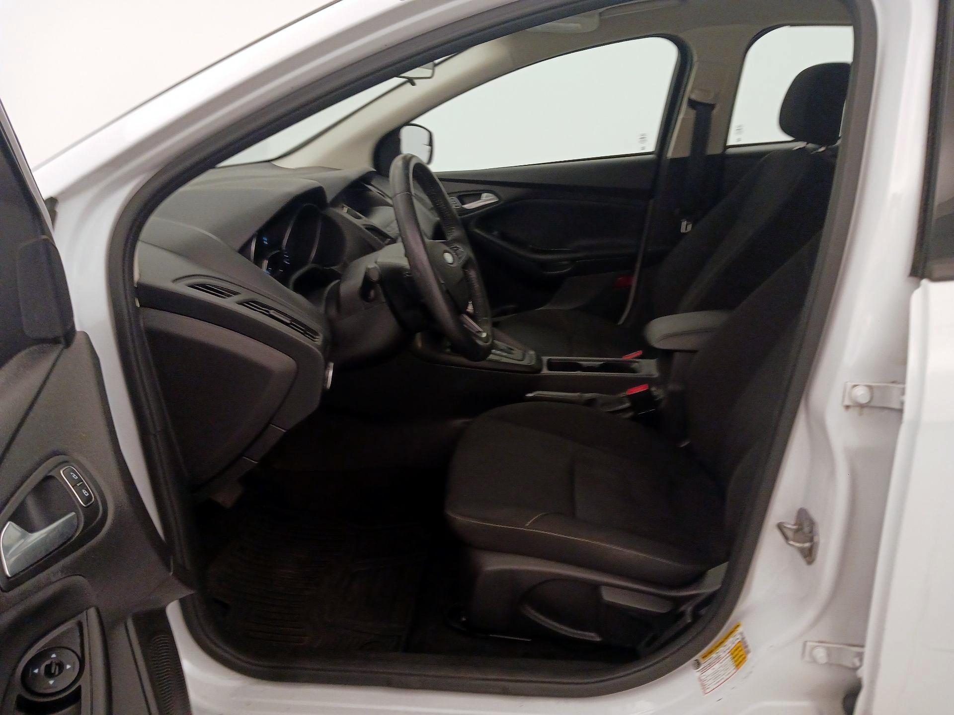 Thumbnail: 2018 Ford Focus - 11