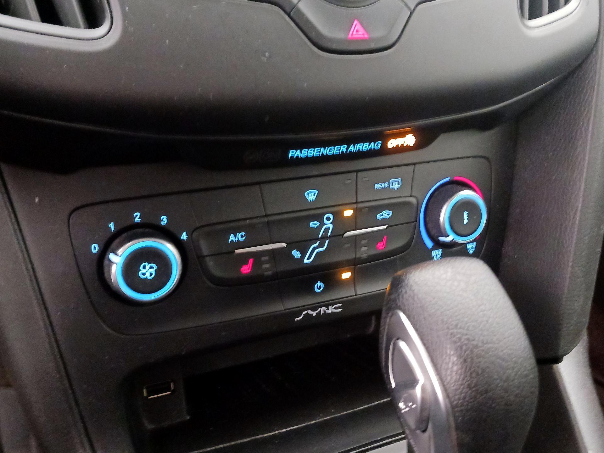 Thumbnail: 2018 Ford Focus - 16