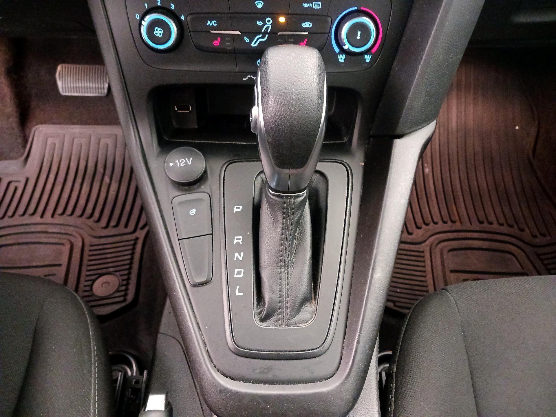 Thumbnail: 2018 Ford Focus - 17