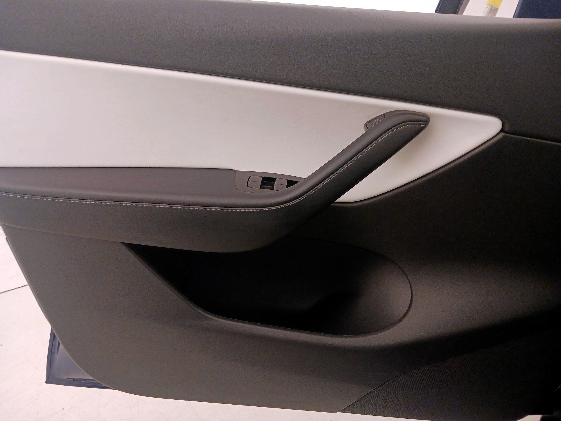 Thumbnail: 2021 Tesla Model Y - 12