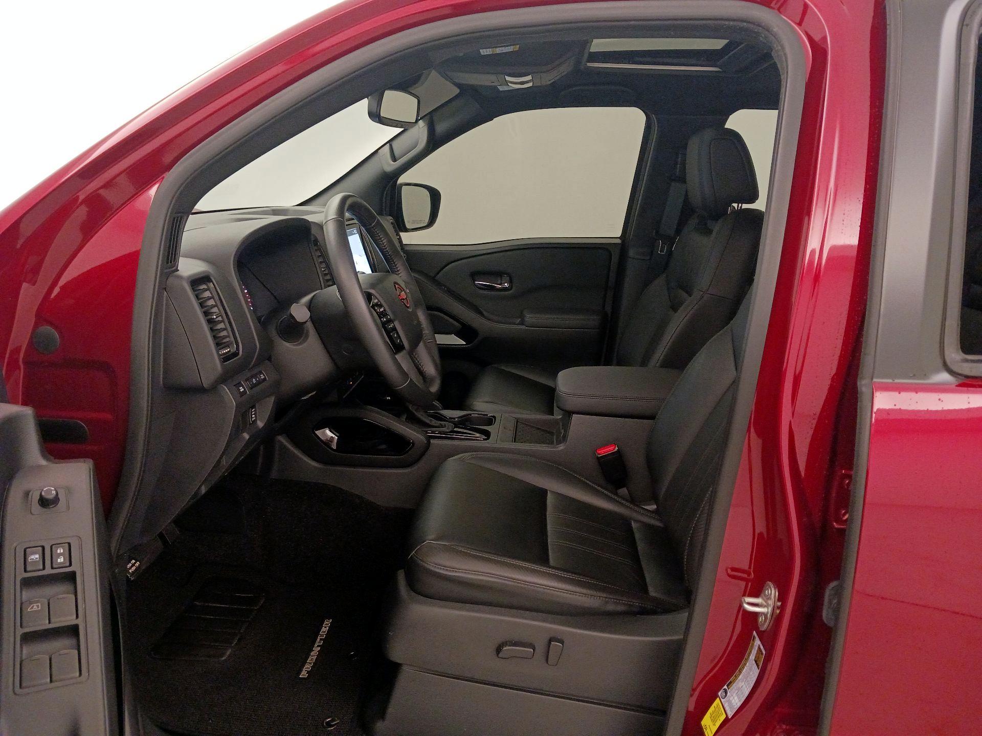 Thumbnail: 2022 Nissan Frontier - 11