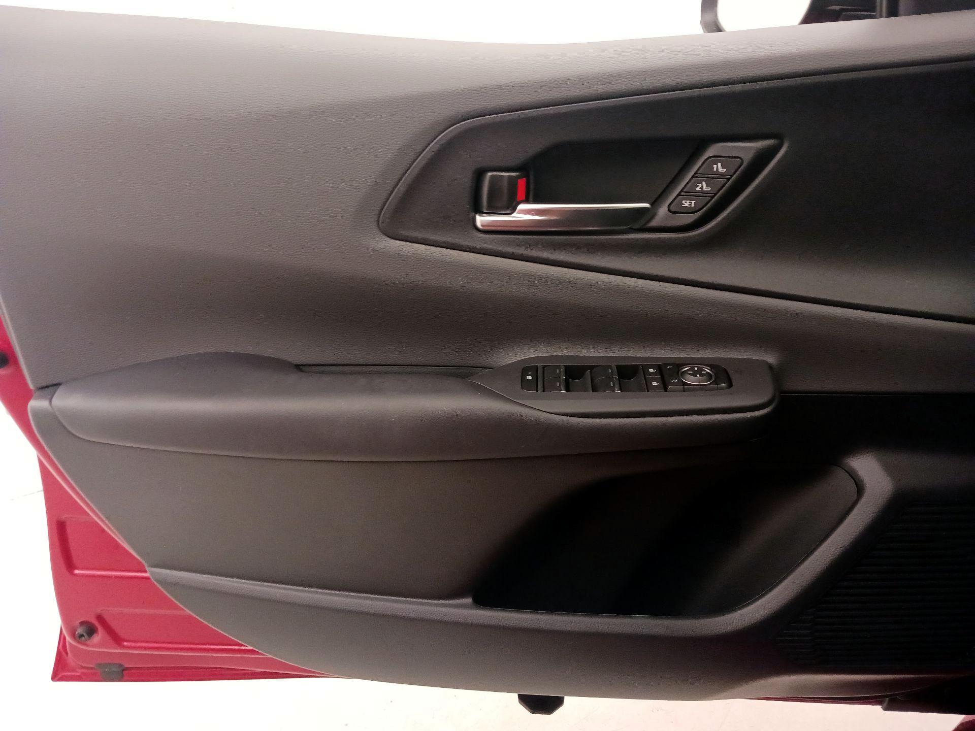 Thumbnail: 2024 Toyota Prius - 12