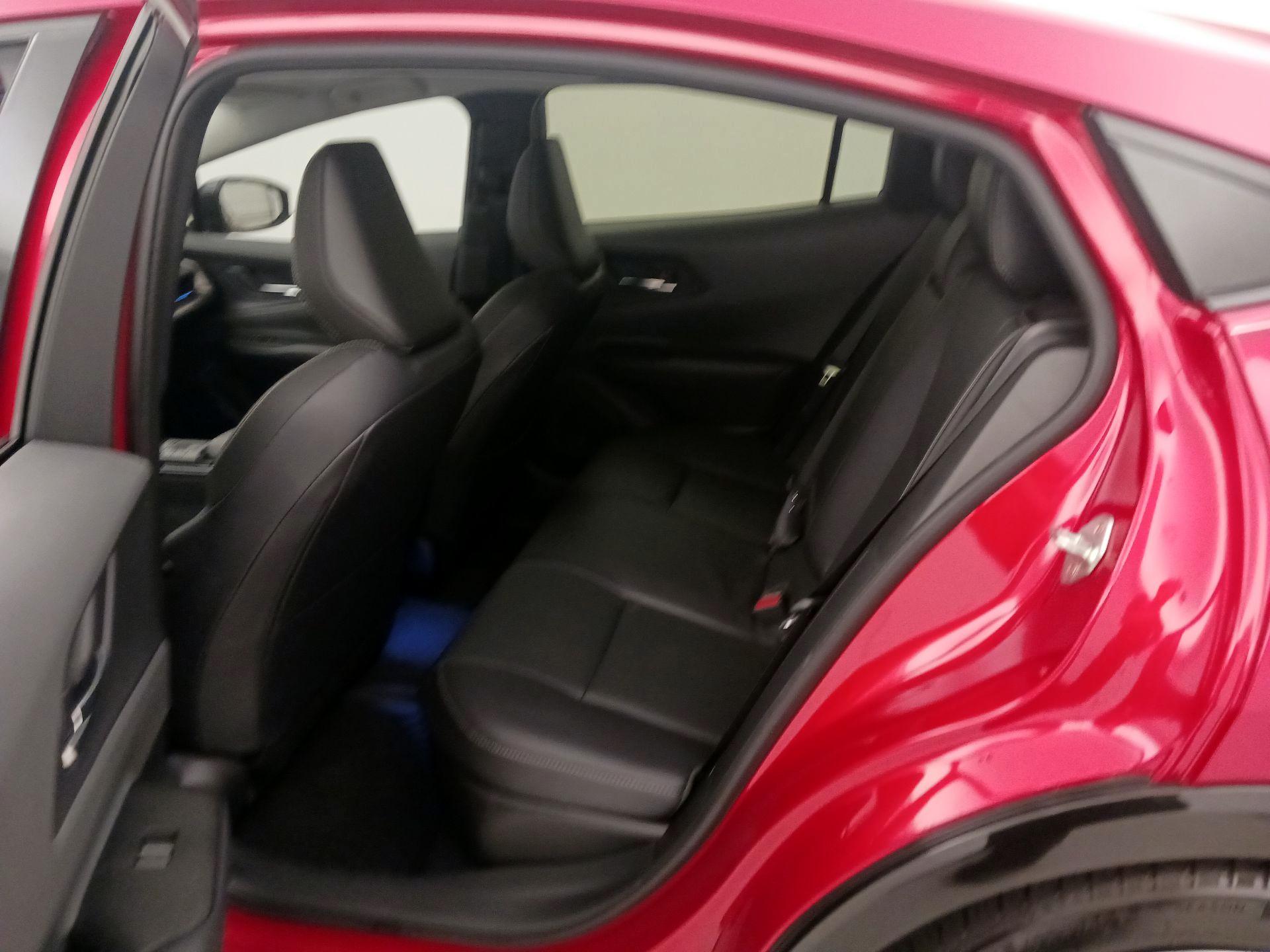 Thumbnail: 2024 Toyota Prius - 20