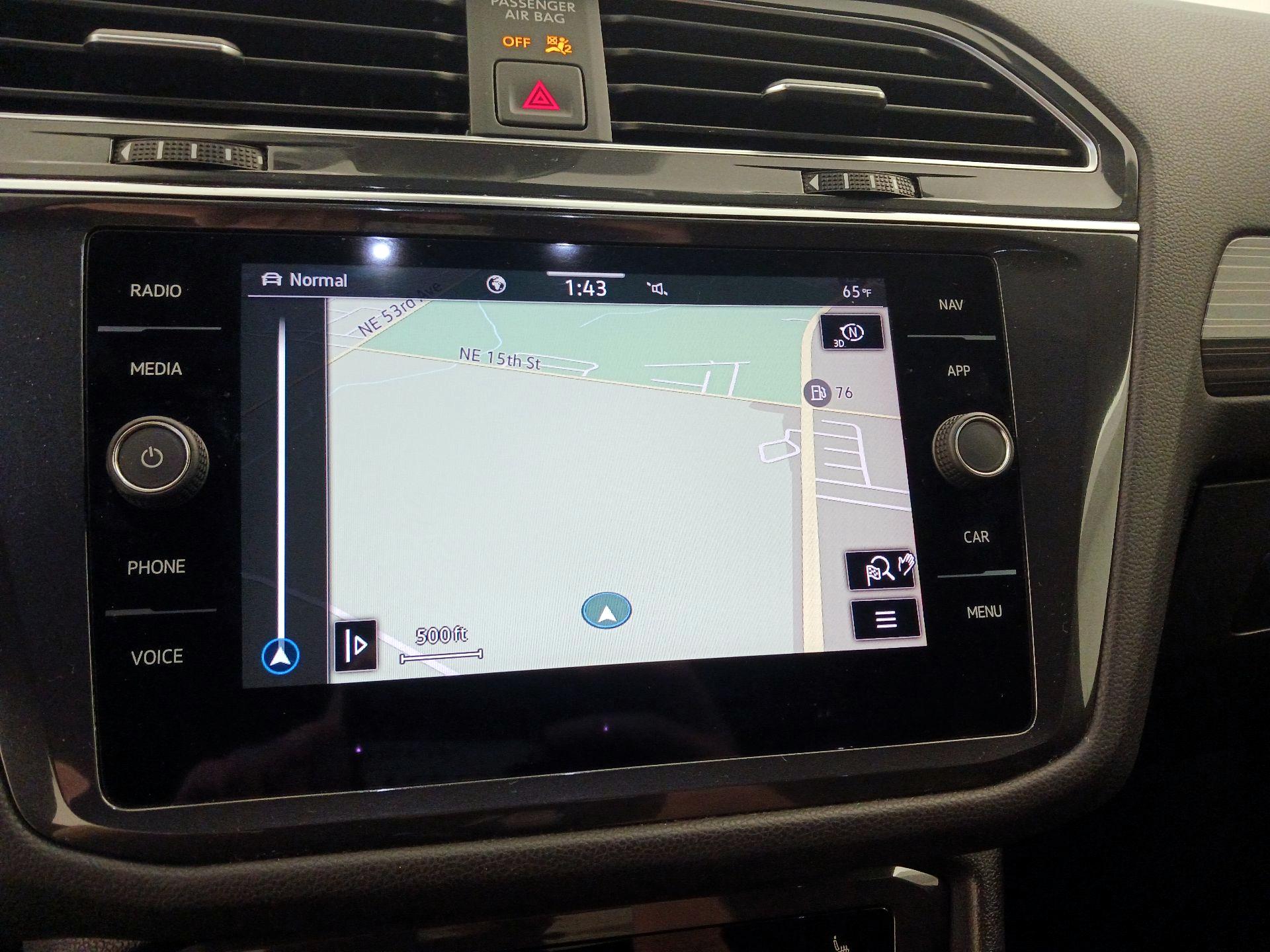 Thumbnail: 2022 Volkswagen Tiguan - 14