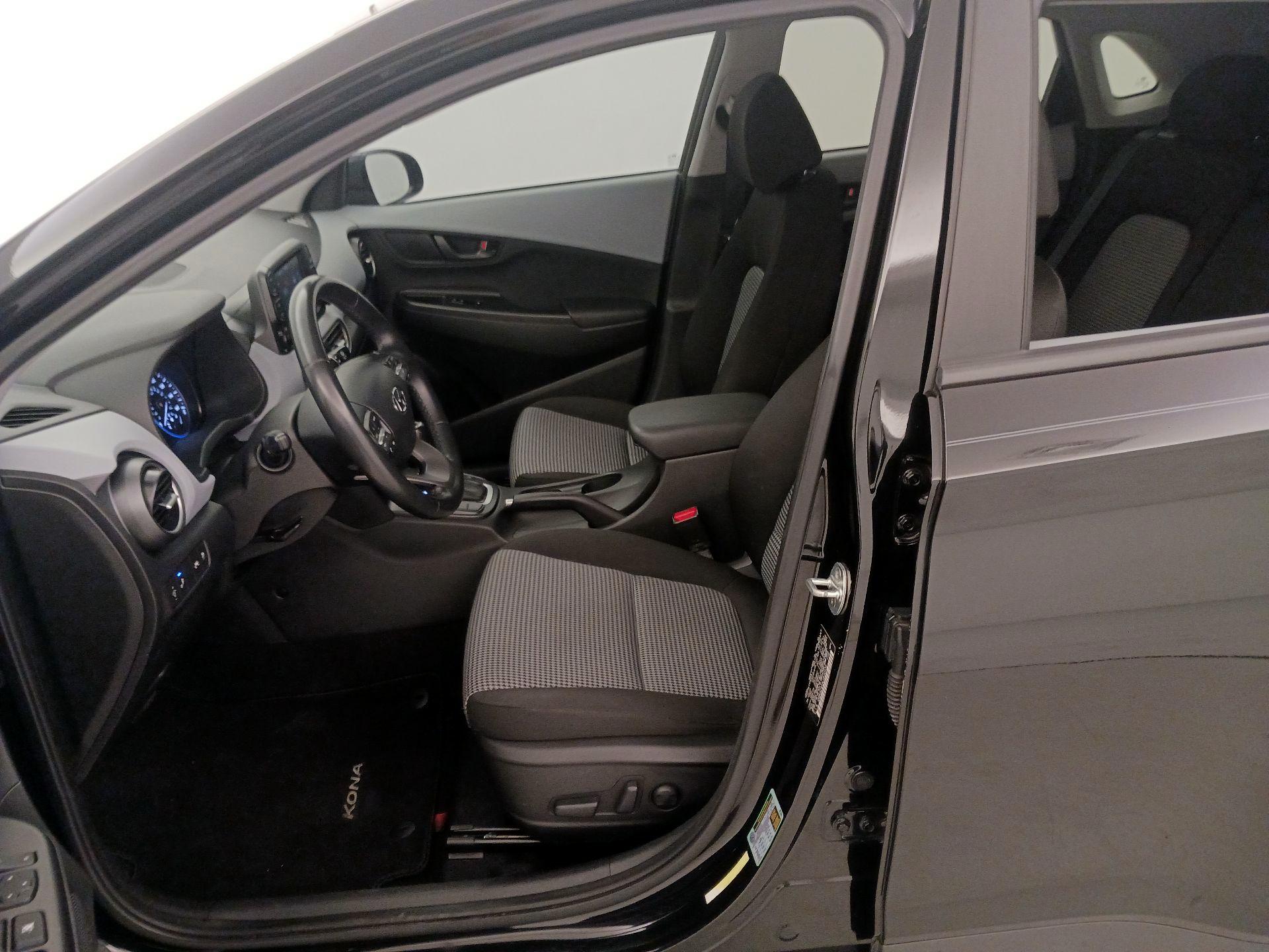 Thumbnail: 2020 Hyundai Kona - 11