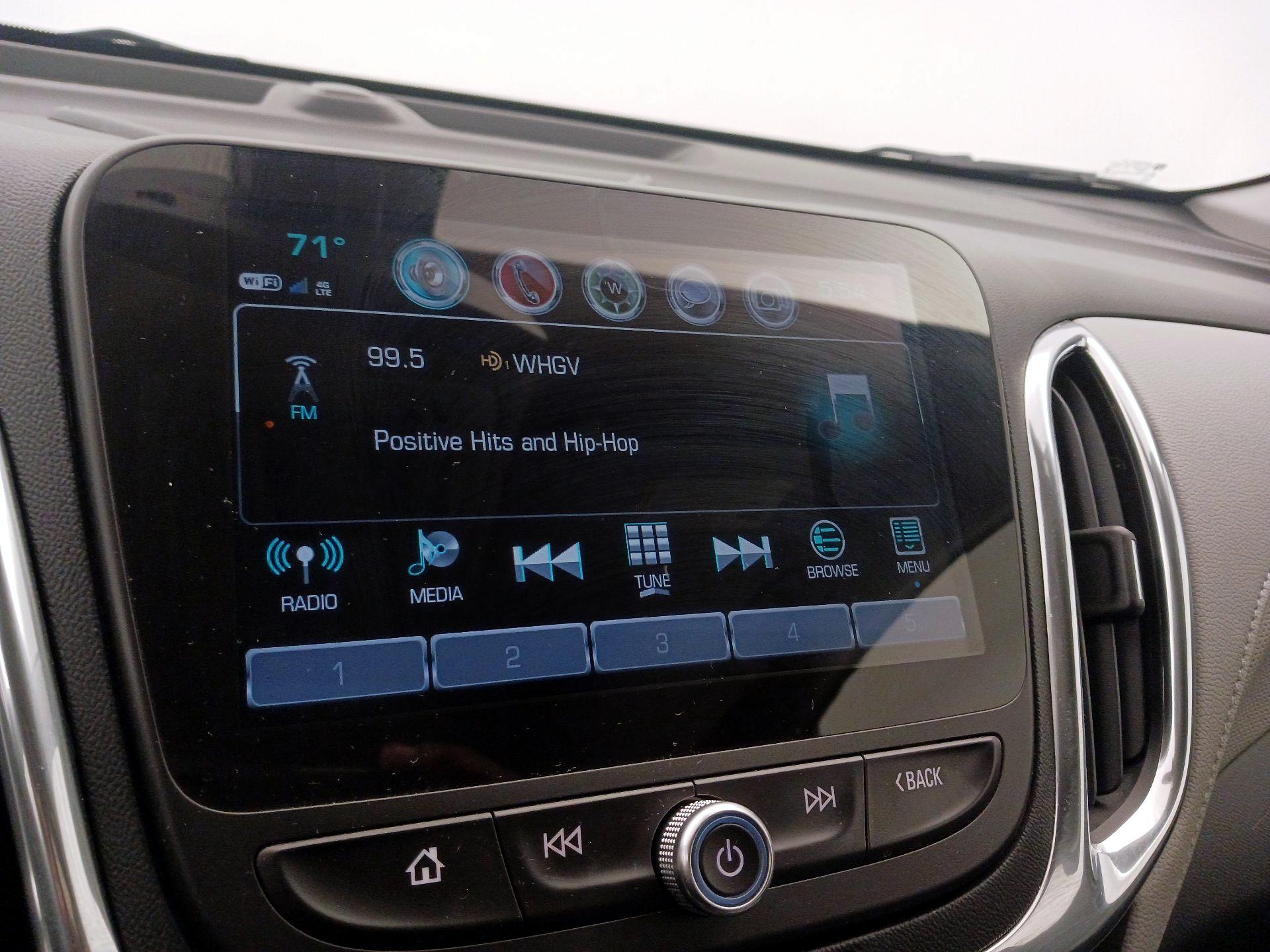 Thumbnail: 2018 Chevrolet Equinox - 16