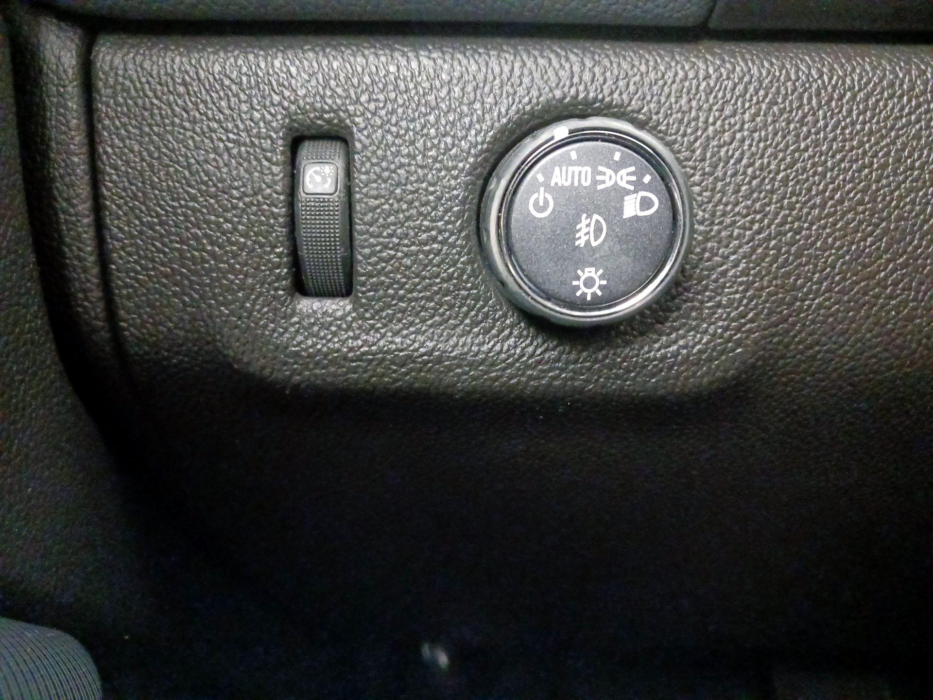 Thumbnail: 2020 Chevrolet Colorado - 13