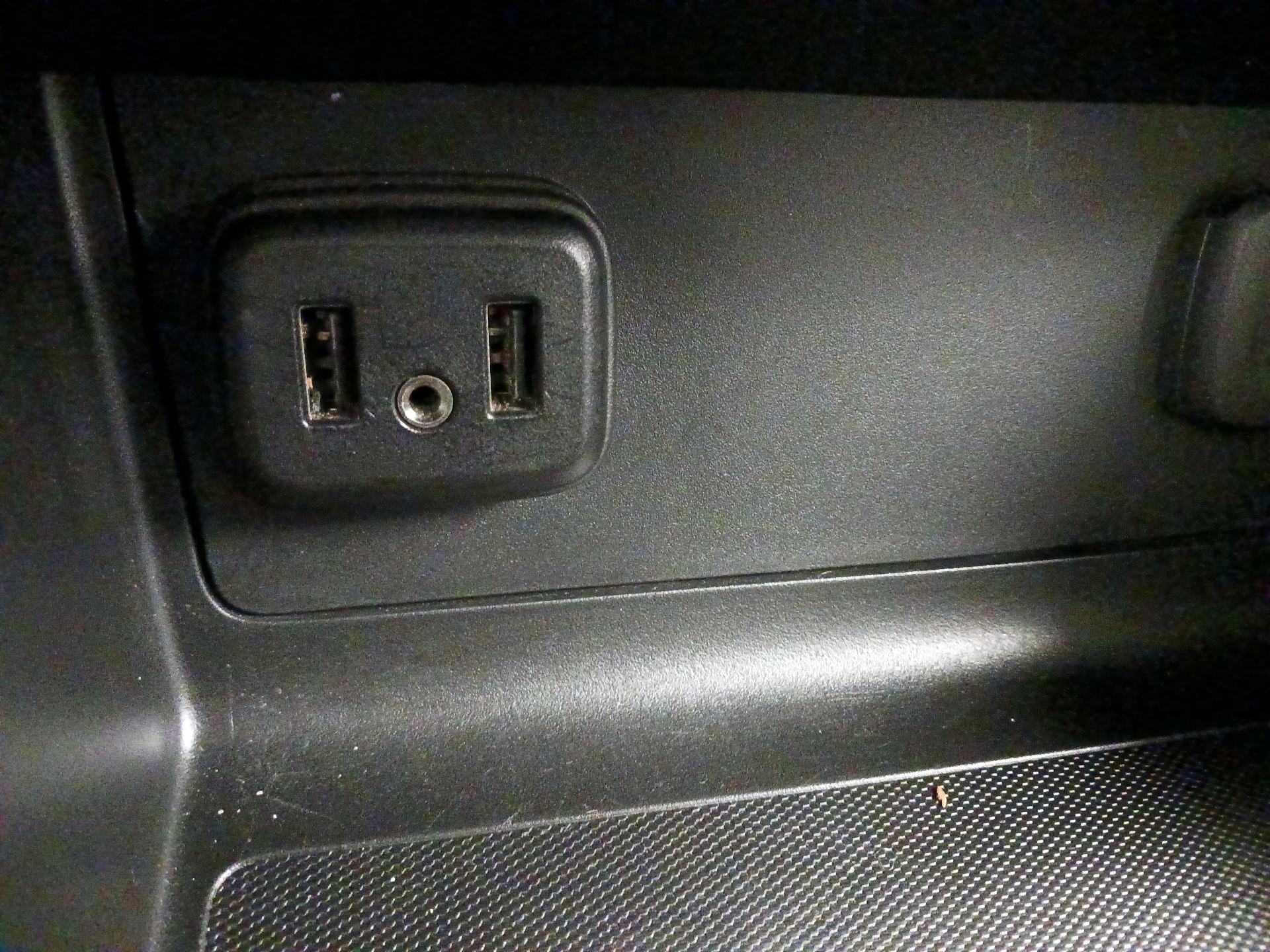 Thumbnail: 2020 Chevrolet Colorado - 18