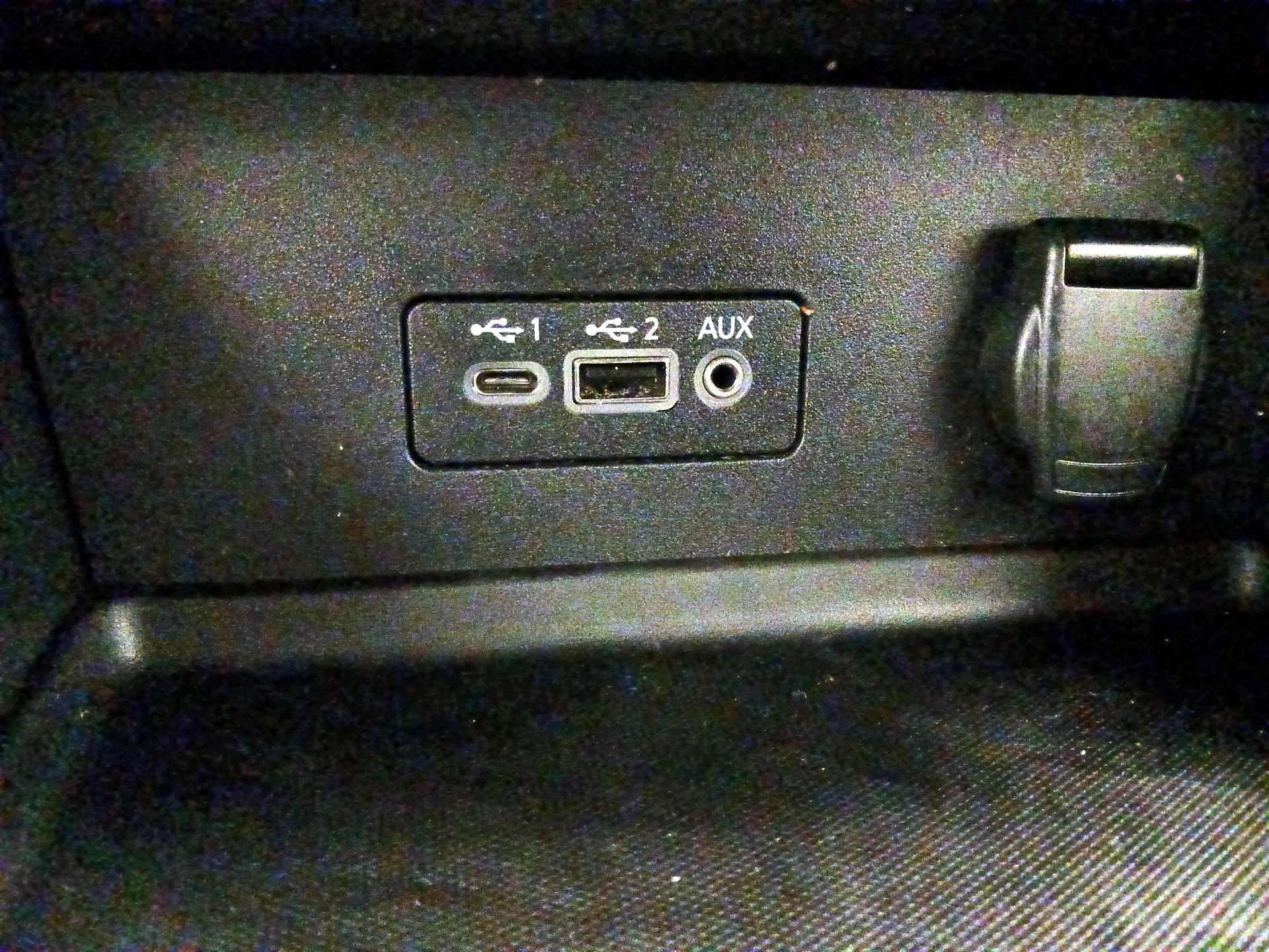 Thumbnail: 2023 Nissan Sentra - 18