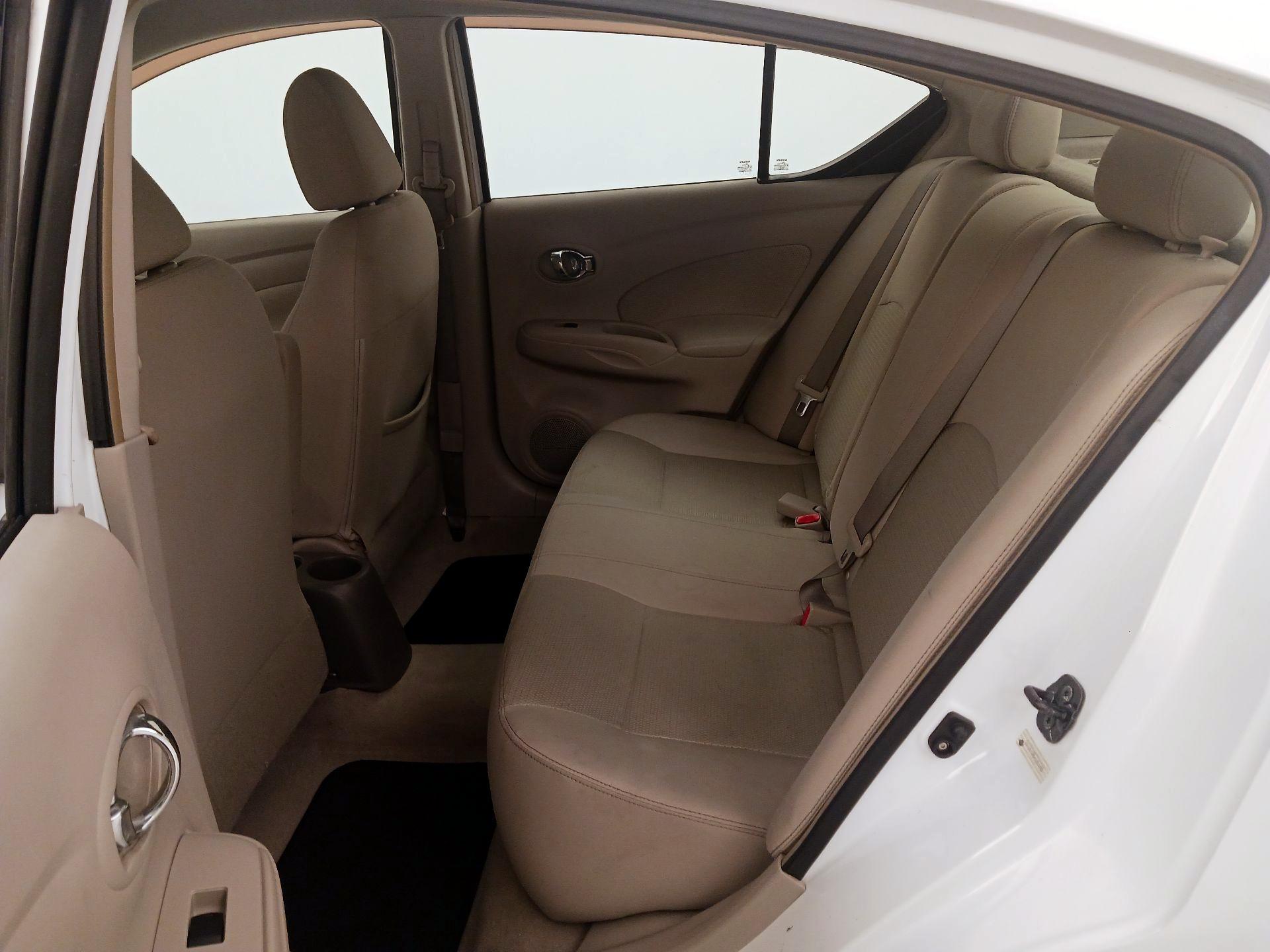 Thumbnail: 2014 Nissan Versa - 18