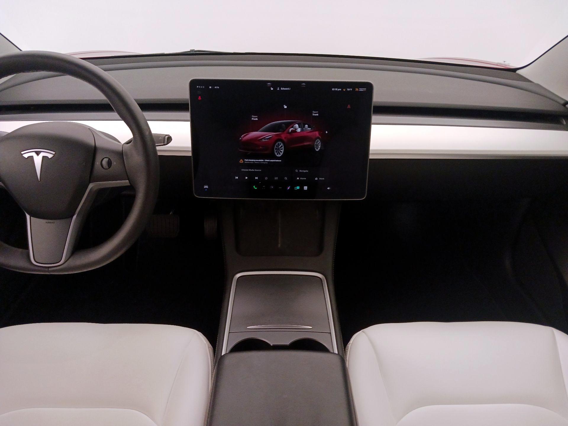 Thumbnail: 2023 Tesla Model 3 - 9