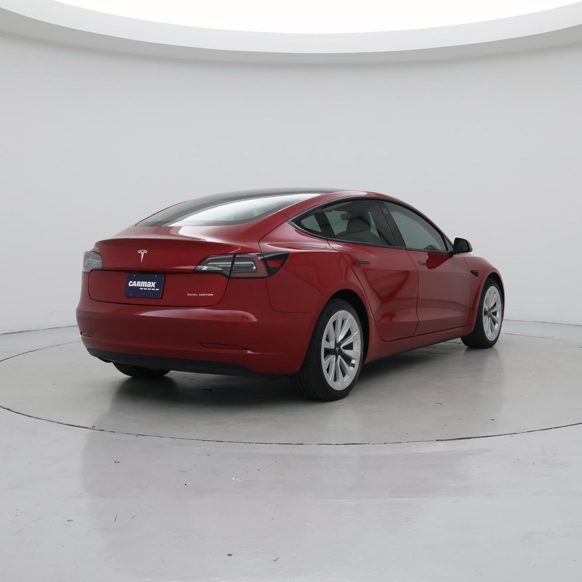 Thumbnail: 2023 Tesla Model 3 - 8