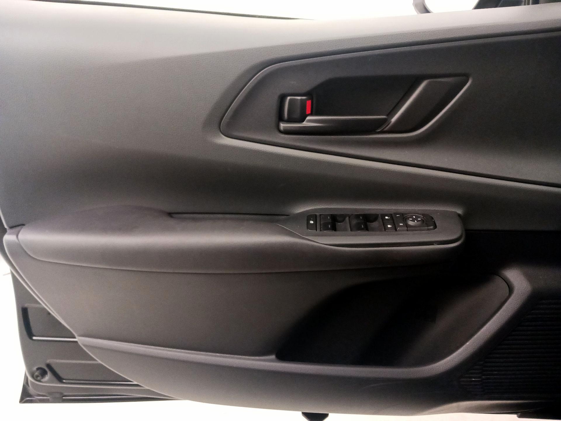 Thumbnail: 2023 Toyota Prius - 12