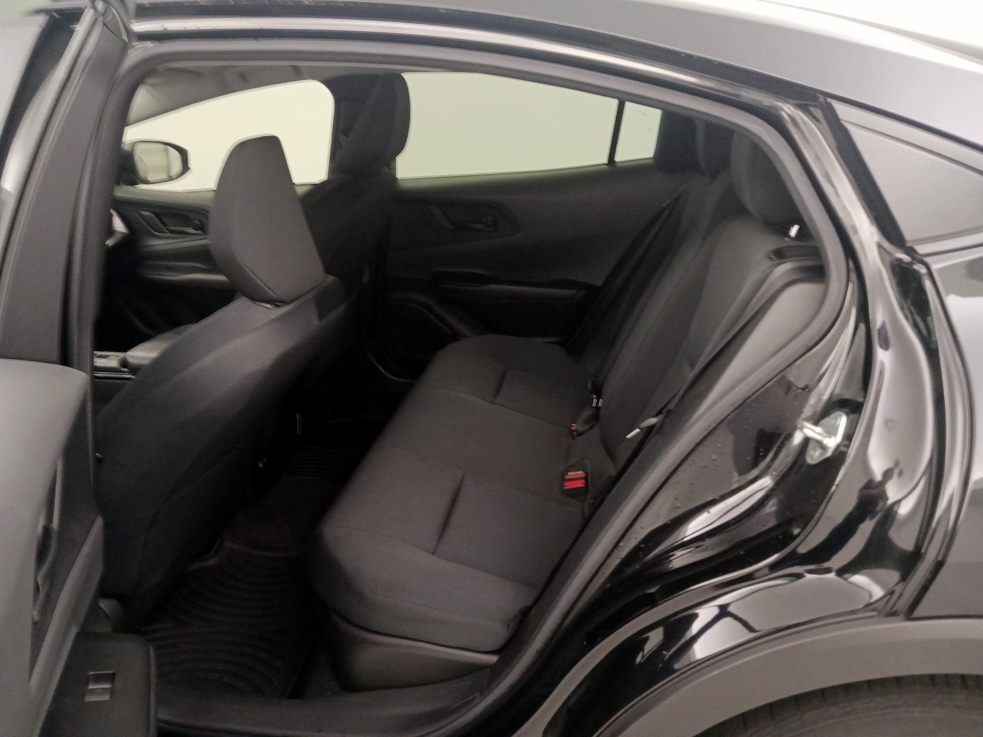 Thumbnail: 2023 Toyota Prius - 19