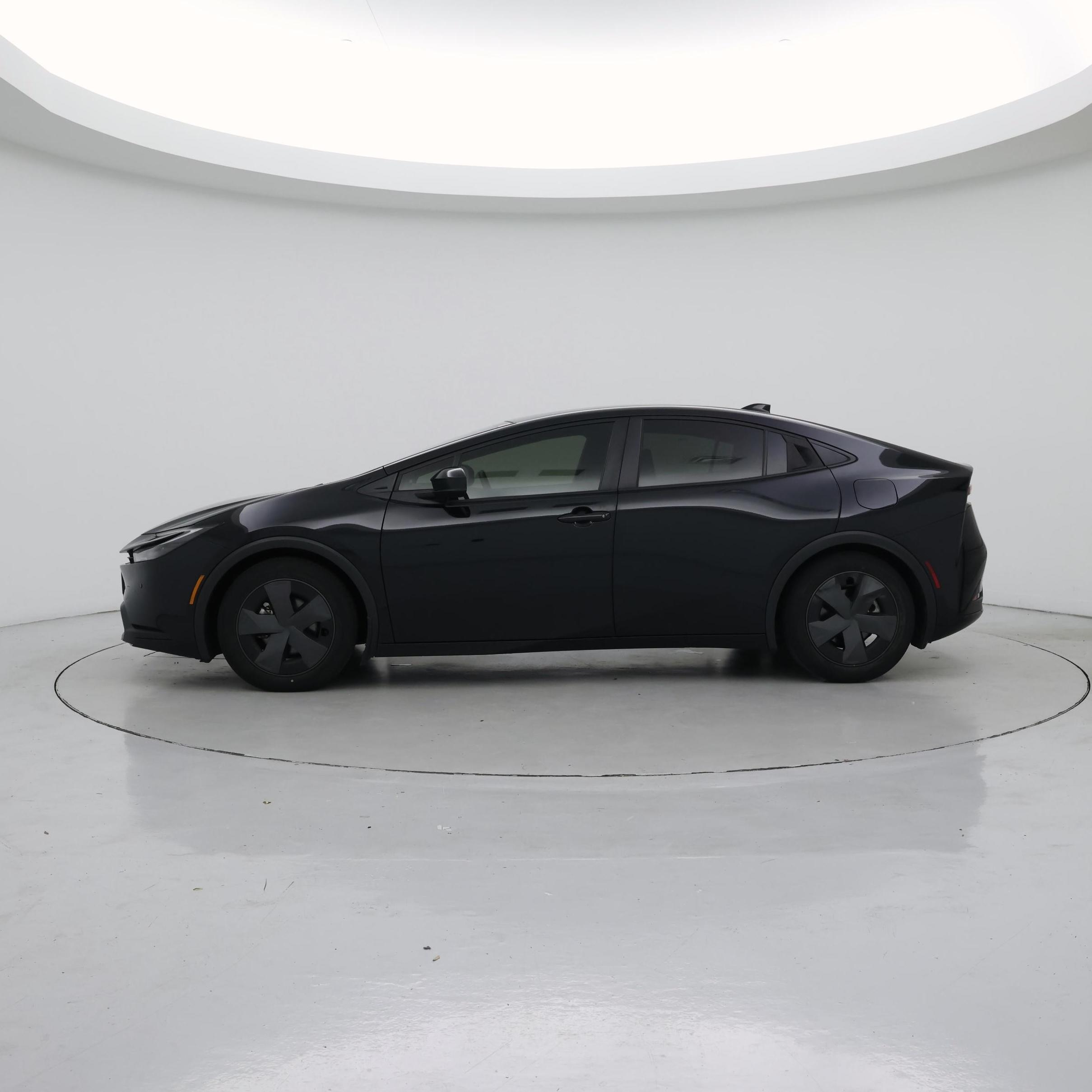 Thumbnail: 2023 Toyota Prius - 3