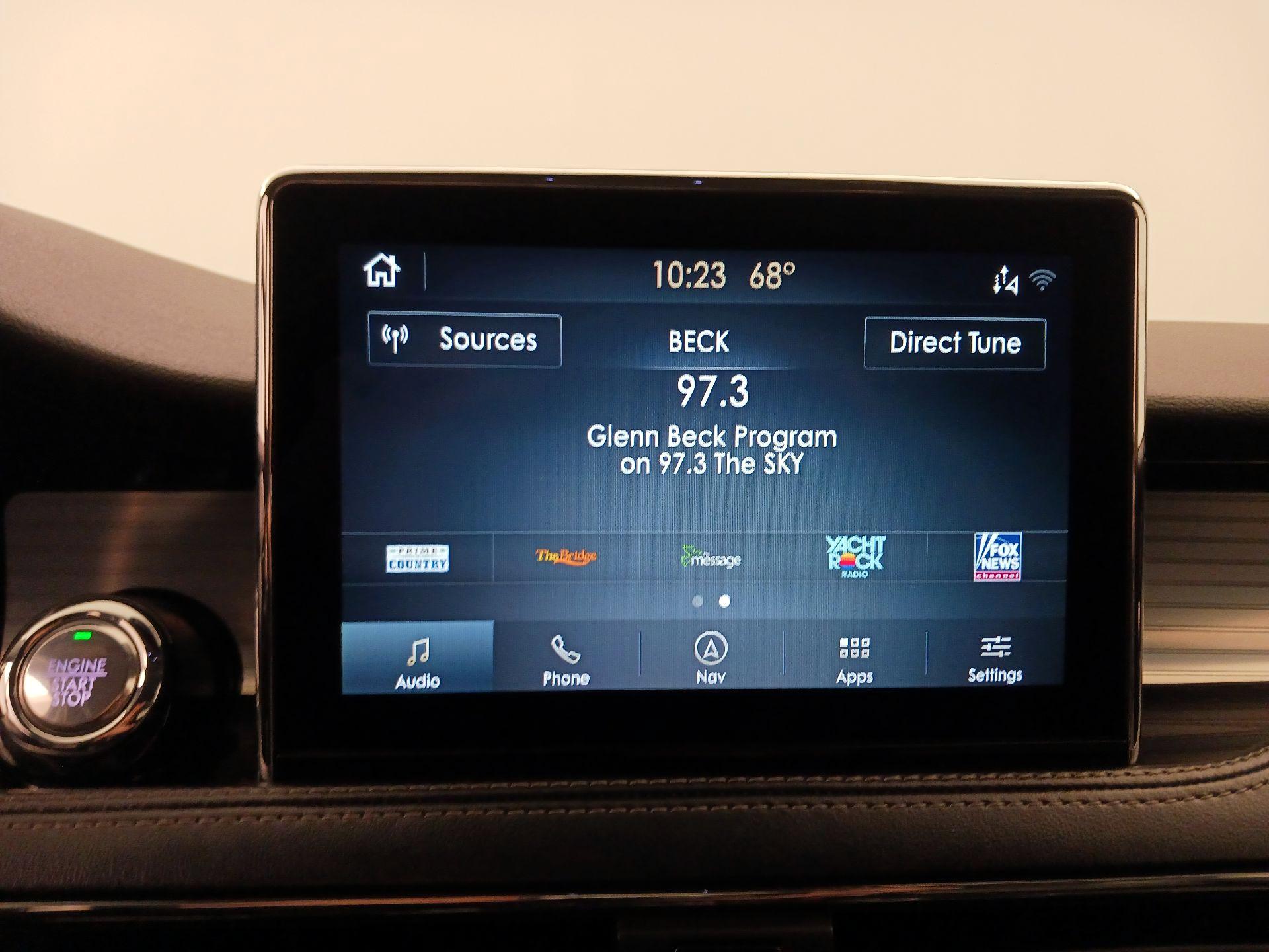 Thumbnail: 2021 Lincoln Corsair - 16