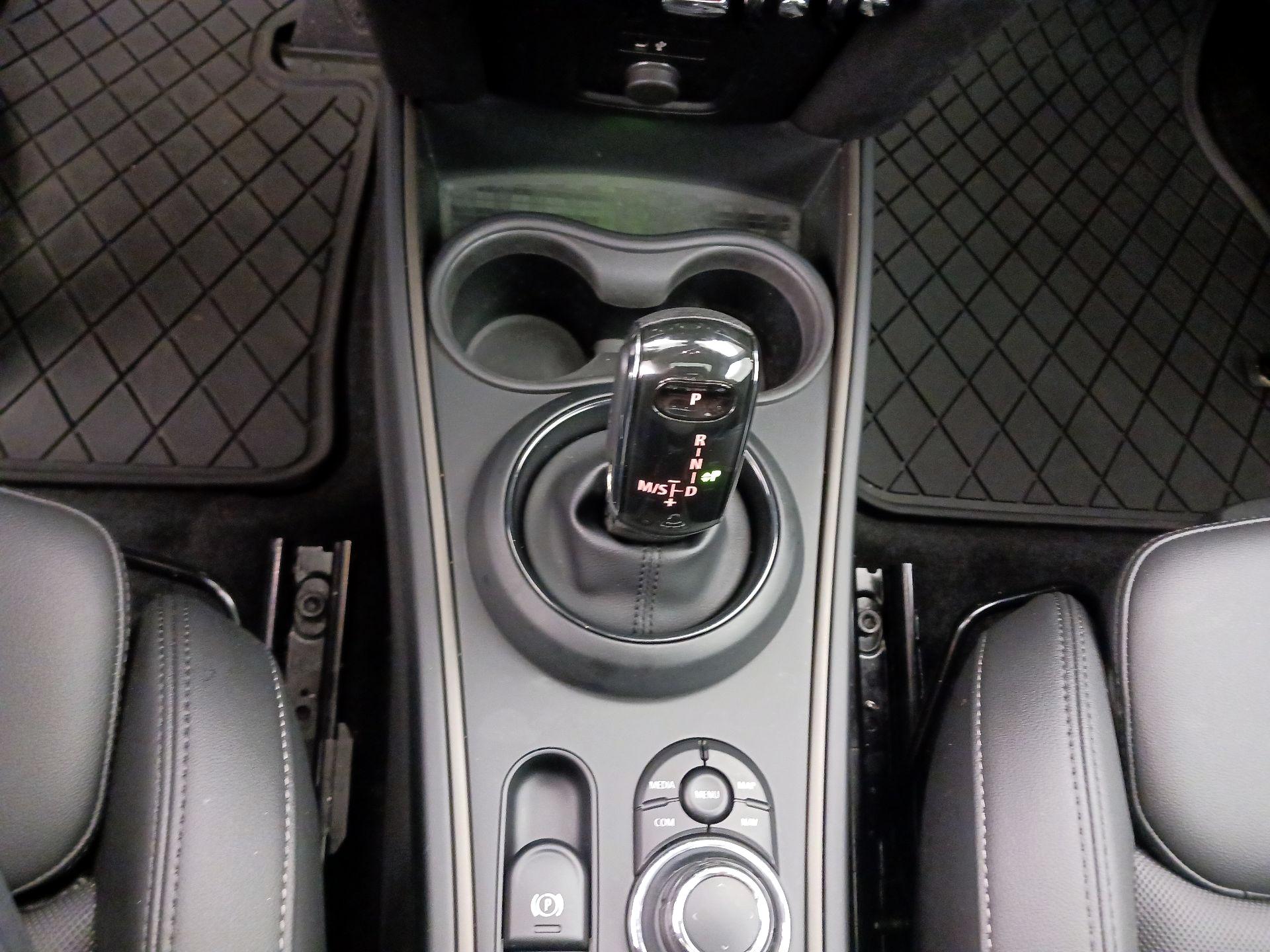 Thumbnail: 2023 MINI Cooper Countryman - 18