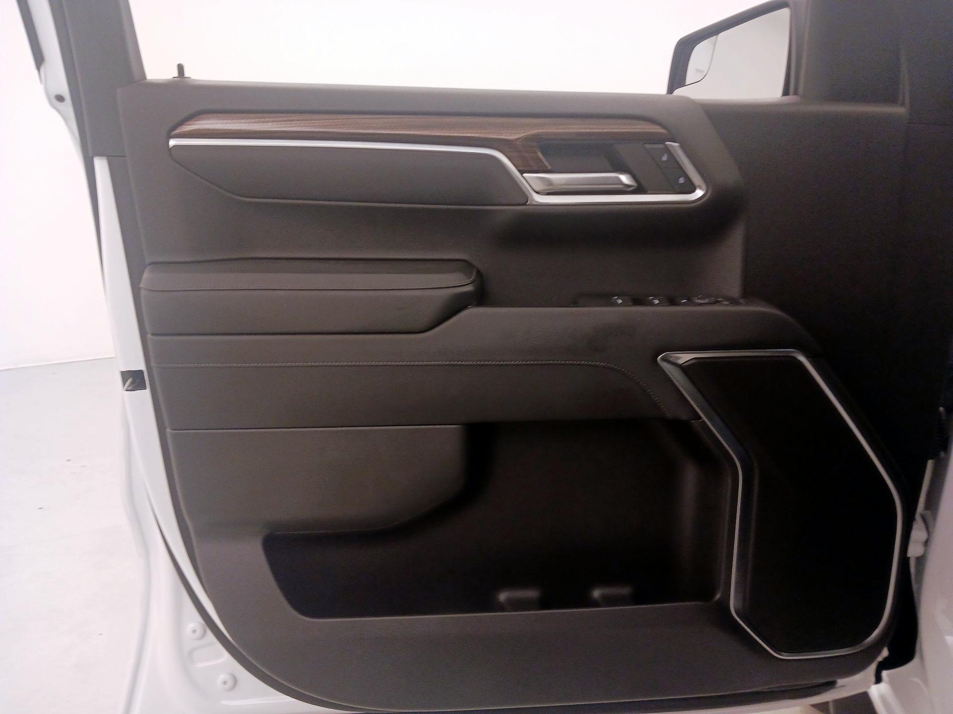 Thumbnail: 2023 Chevrolet Silverado 1500 - 12