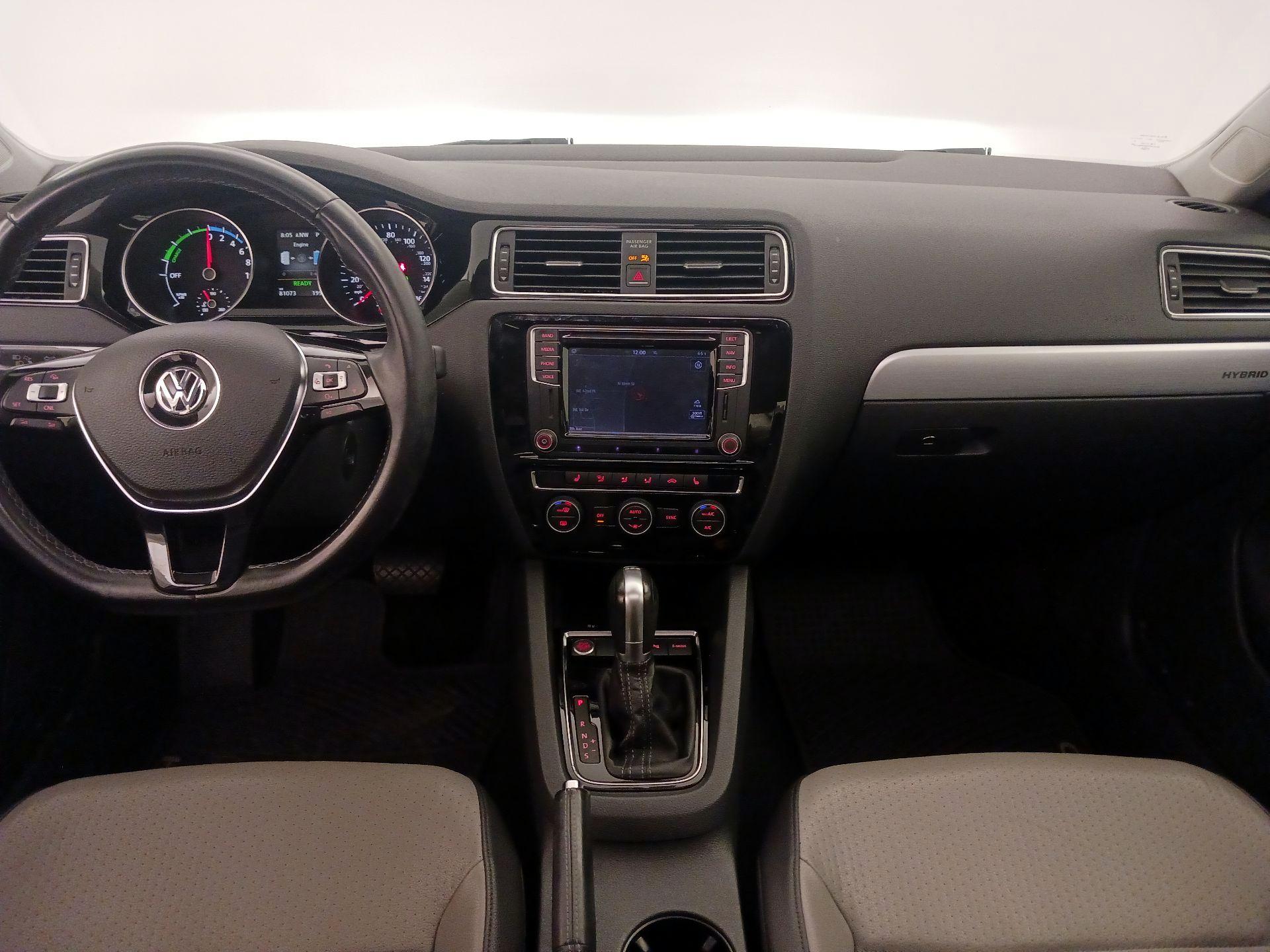 Thumbnail: 2016 Volkswagen Jetta - 9