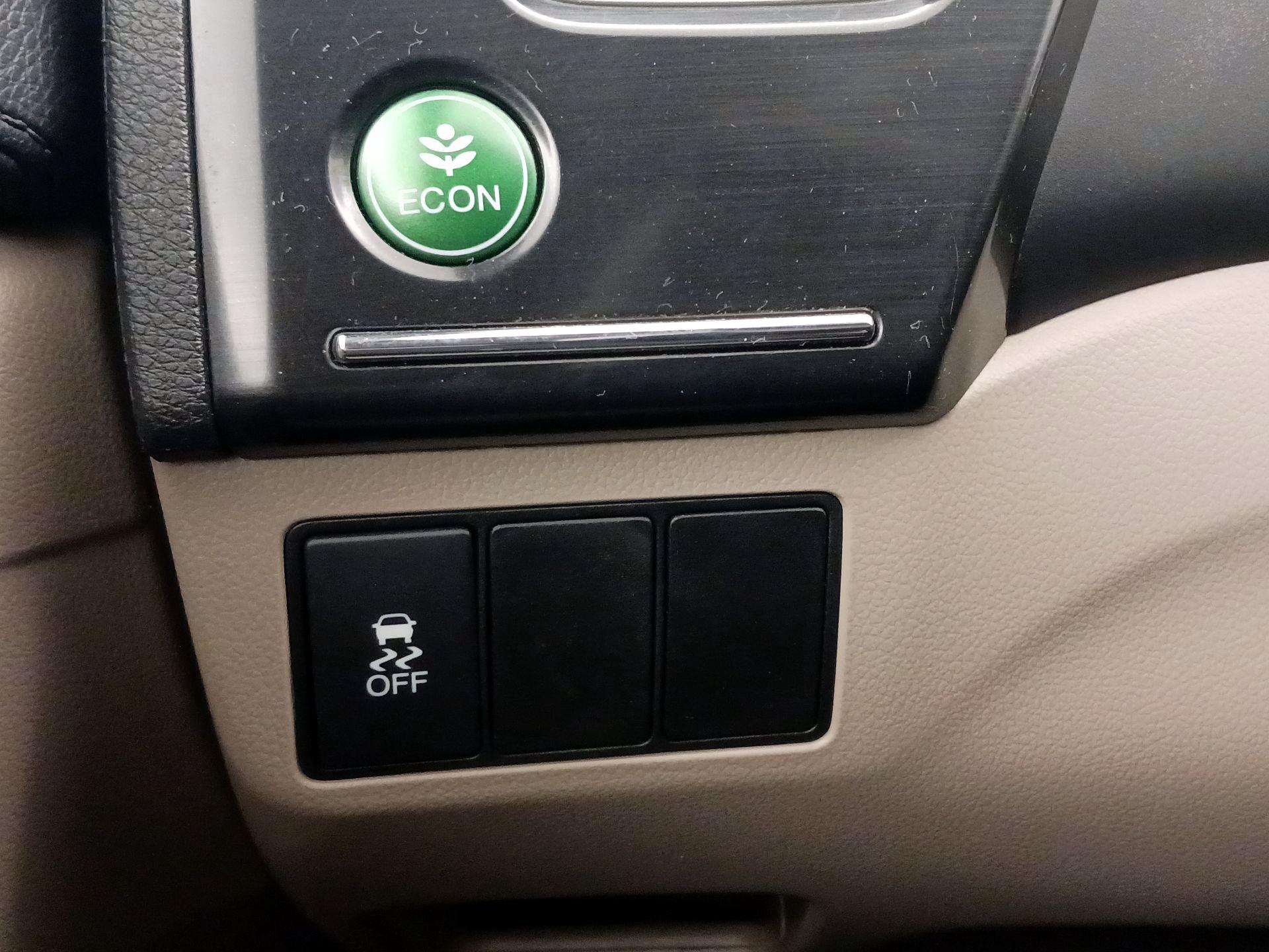 Thumbnail: 2014 Honda Civic - 13