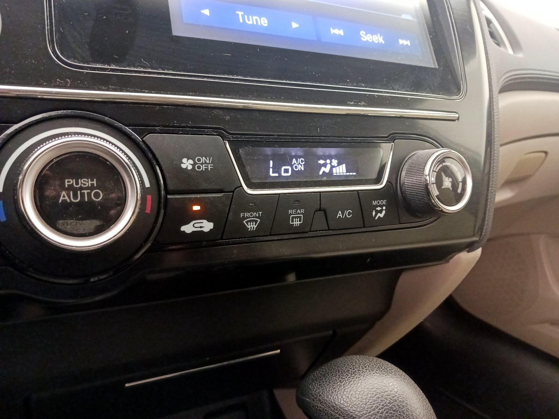 Thumbnail: 2014 Honda Civic - 16