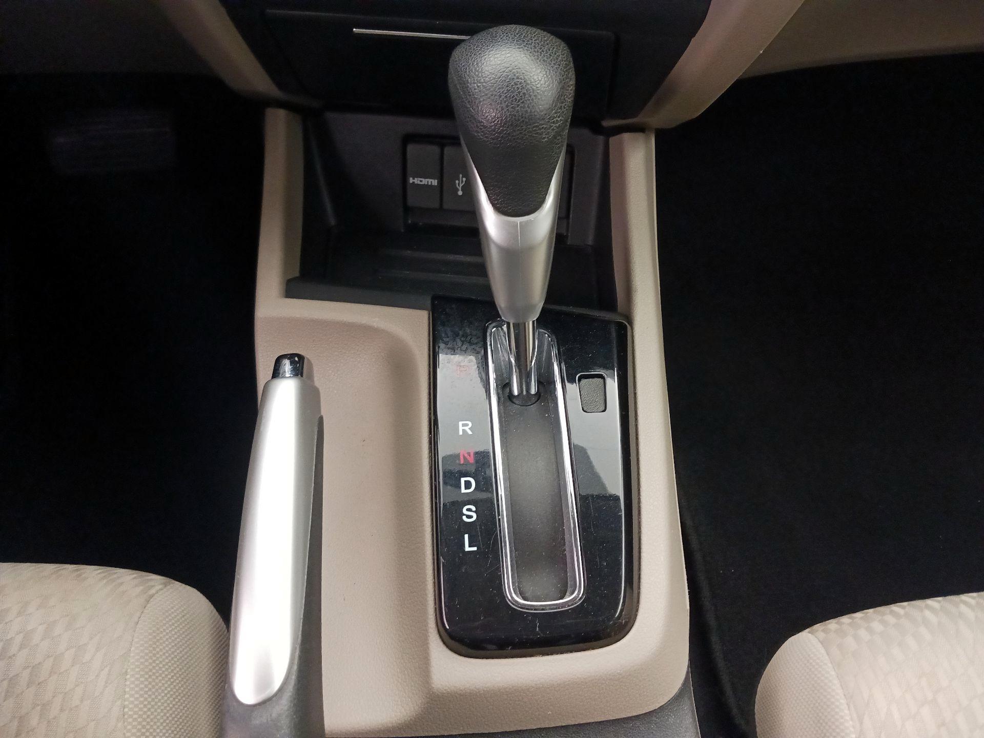 Thumbnail: 2014 Honda Civic - 17