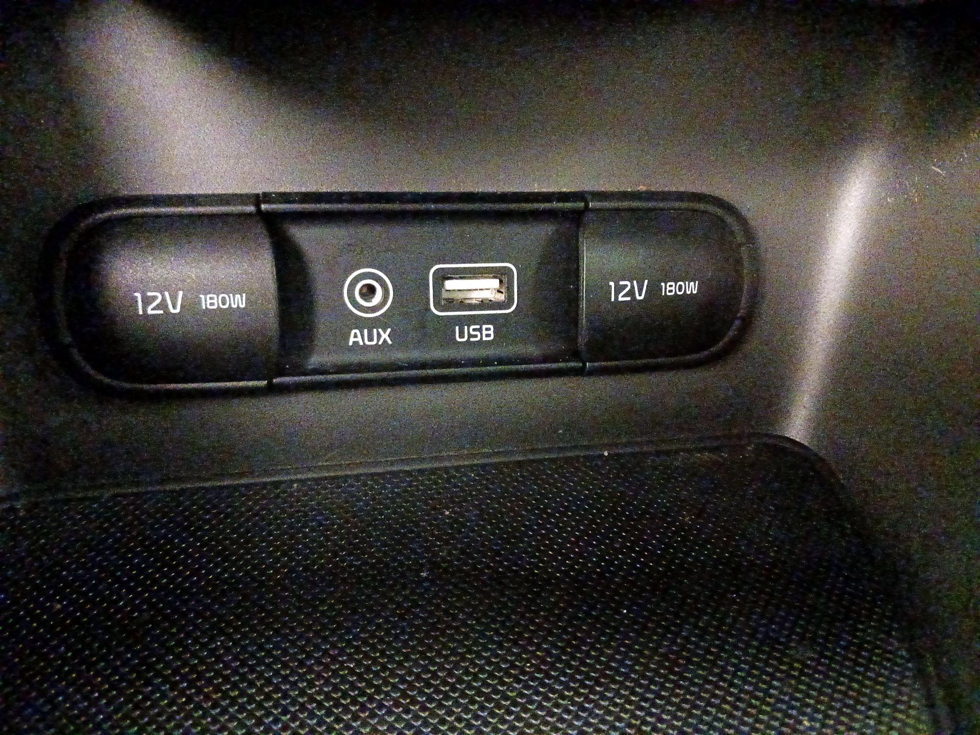 Thumbnail: 2019 Kia Sportage - 18