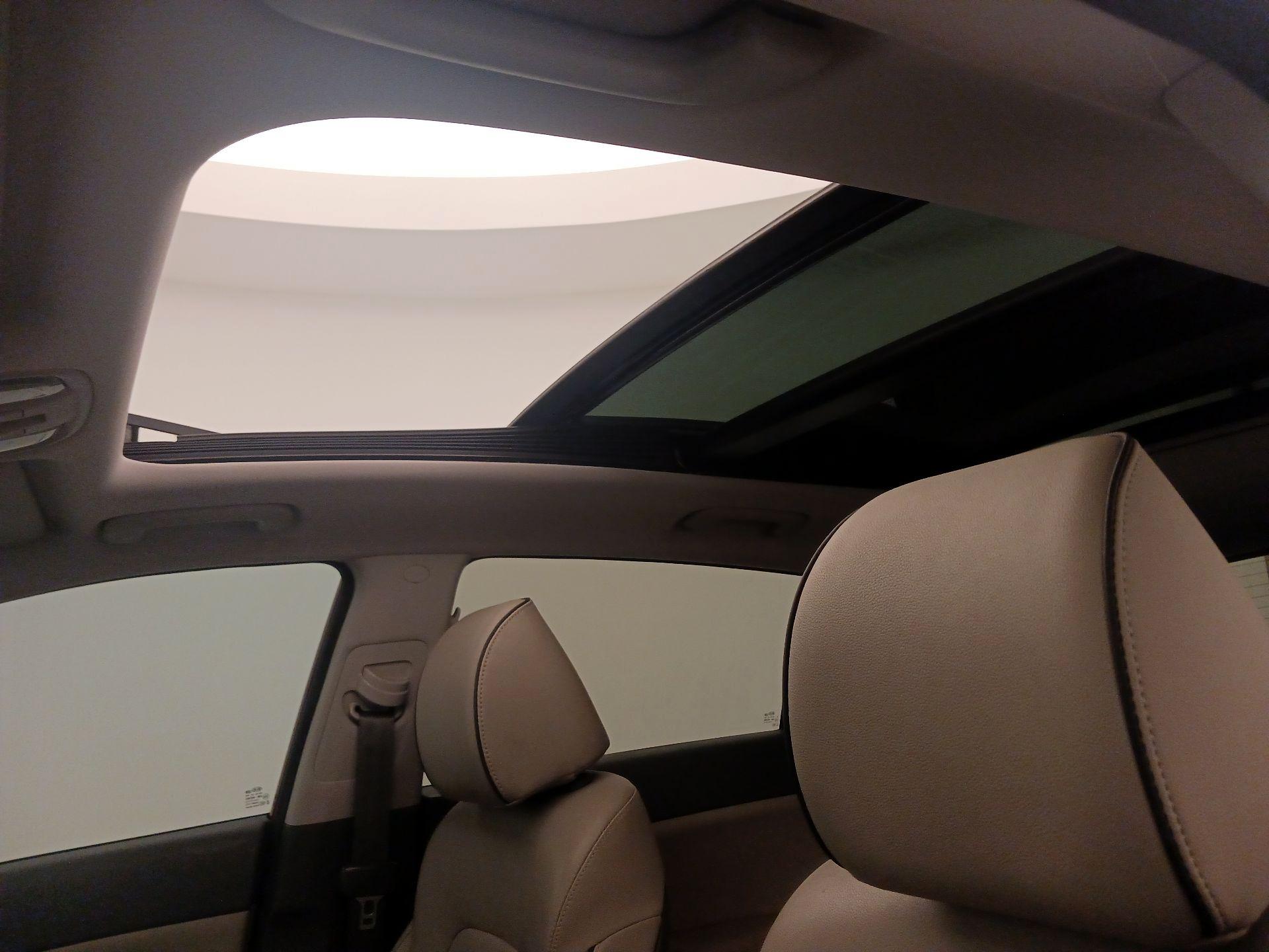 Thumbnail: 2019 Kia Sportage - 19