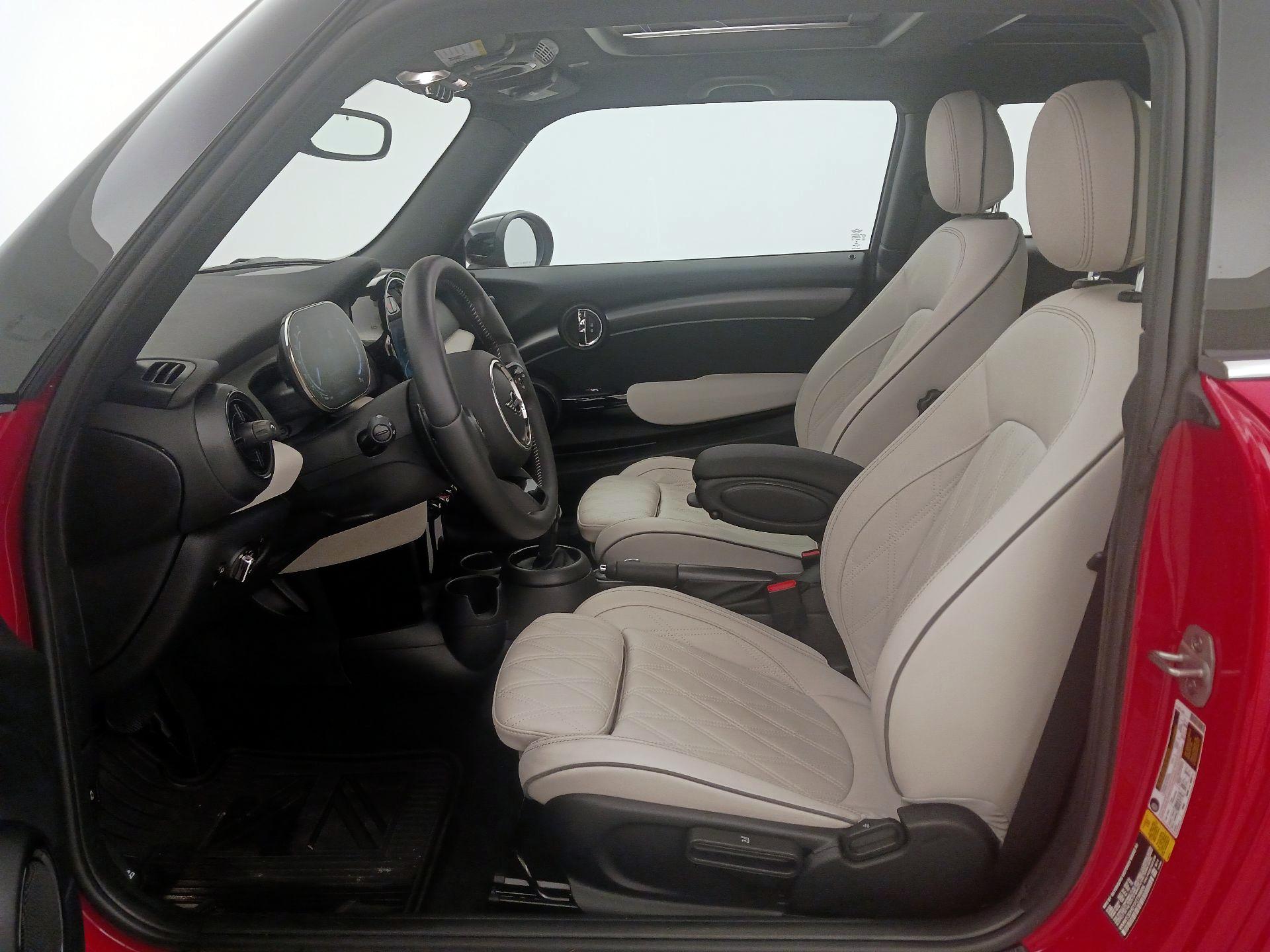 Thumbnail: 2023 MINI Cooper Hardtop - 11