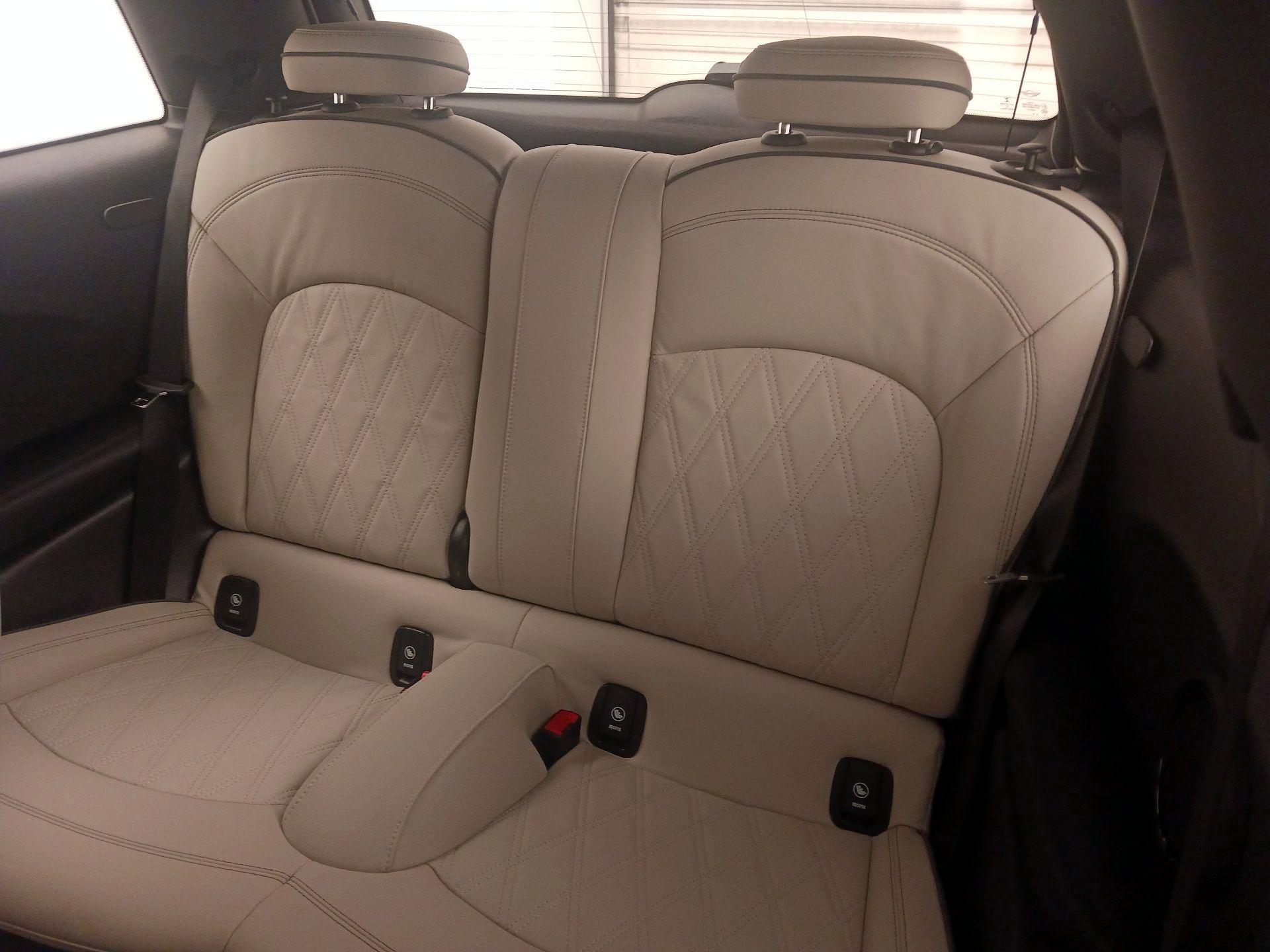 Thumbnail: 2023 MINI Cooper Hardtop - 20