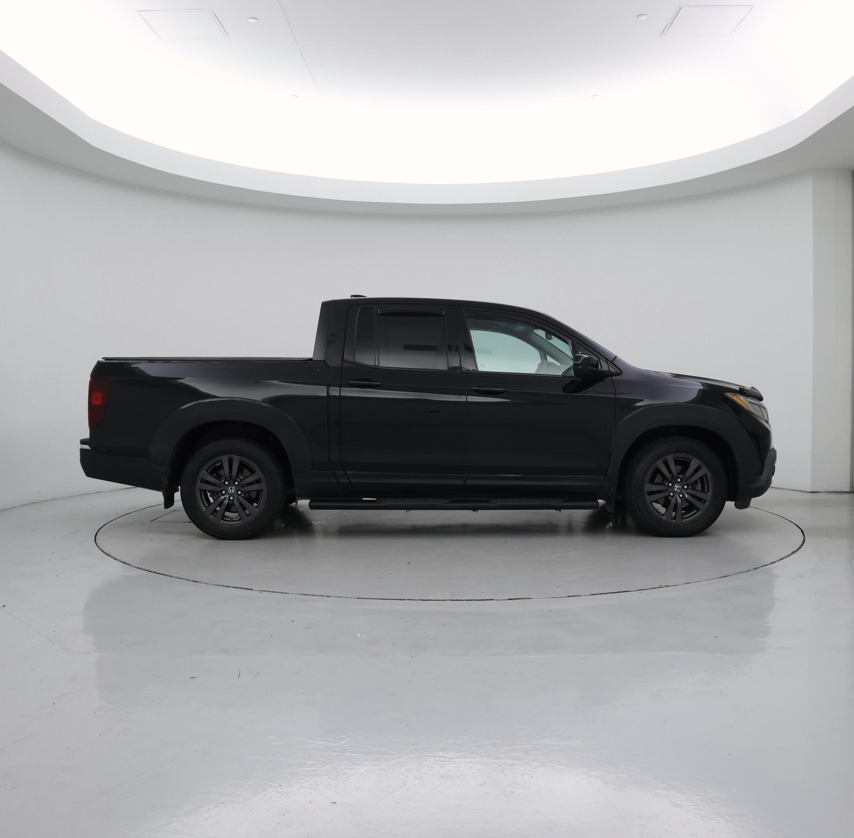 Thumbnail: 2017 Honda Ridgeline - 7