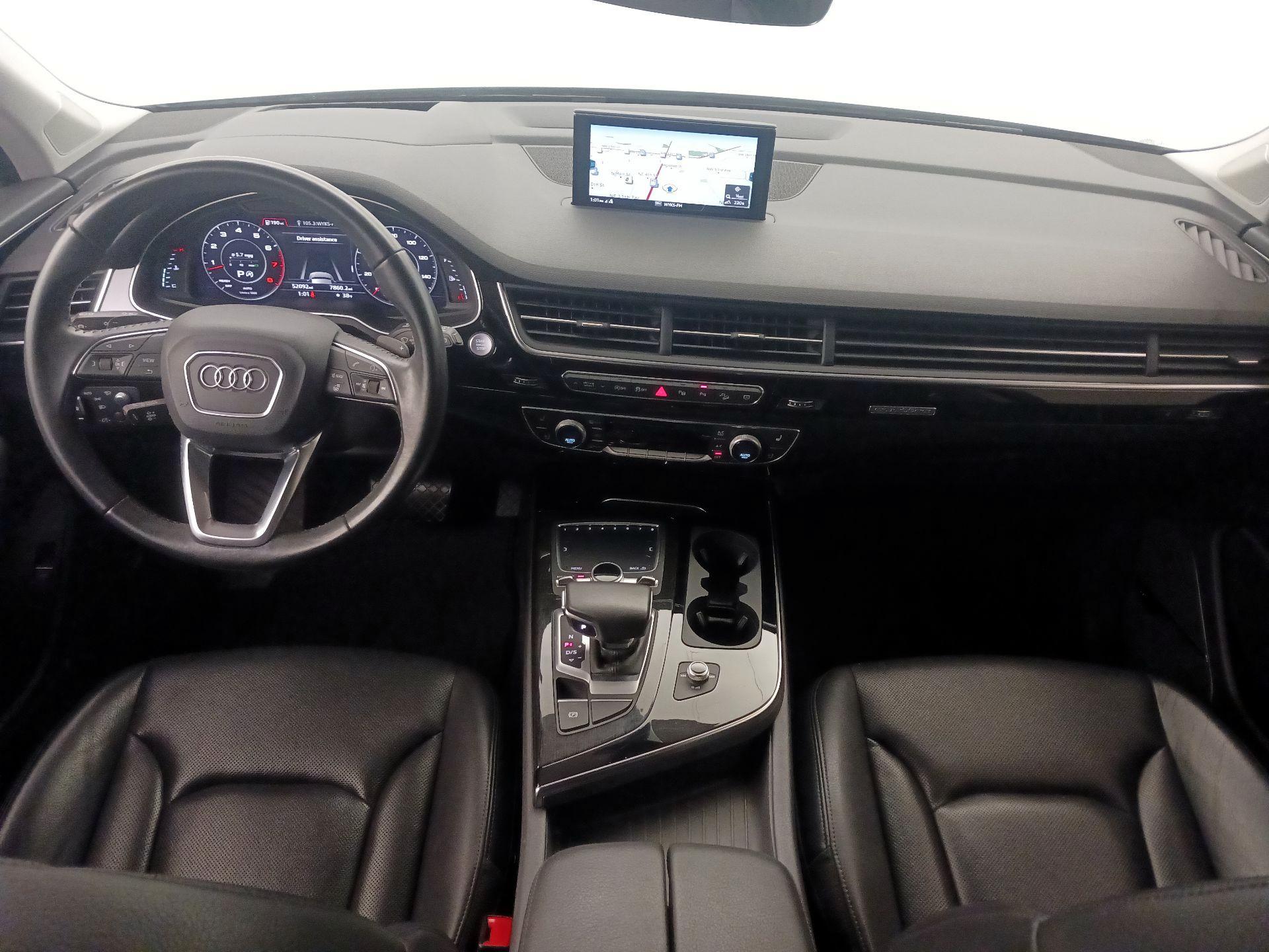 Thumbnail: 2019 Audi Q7 - 9