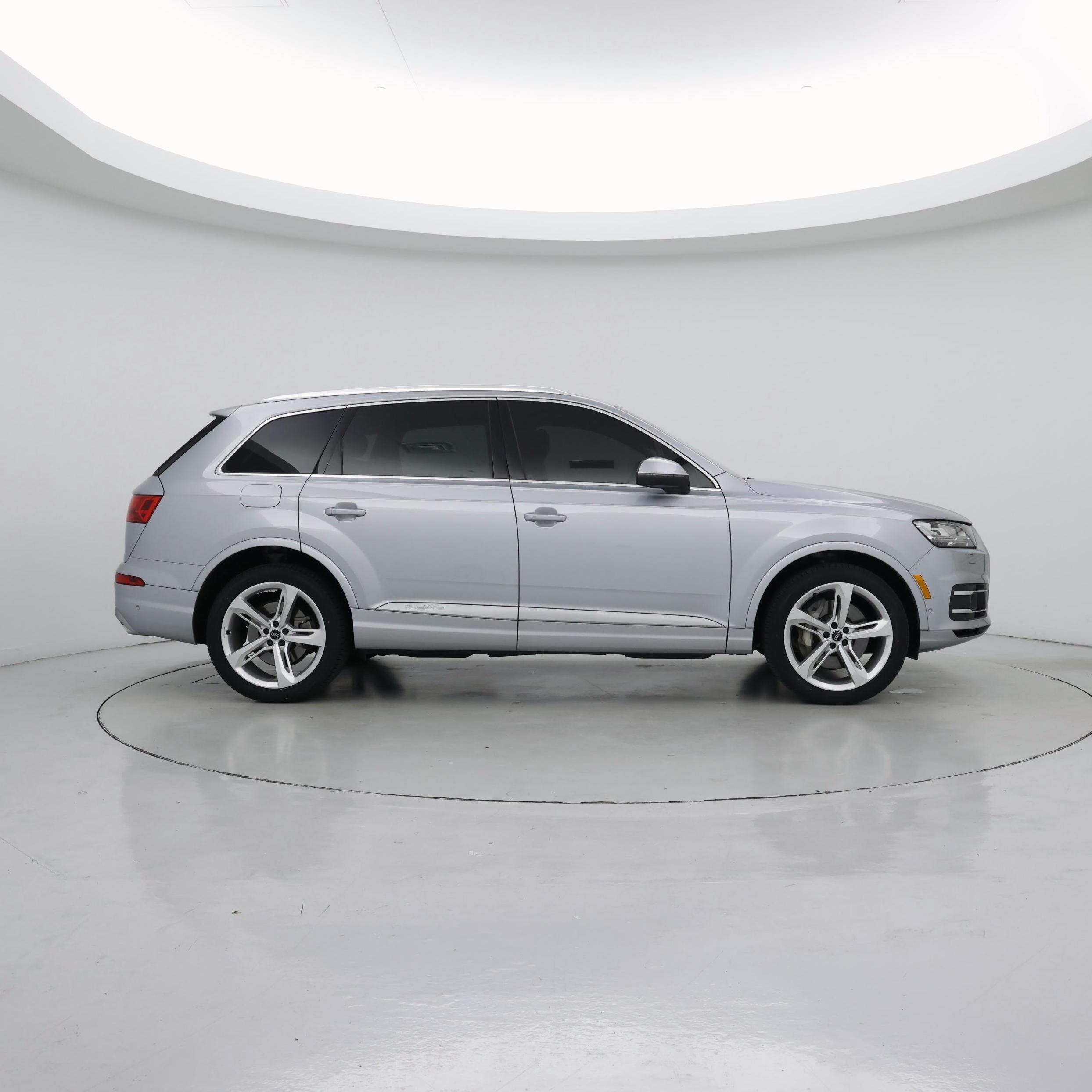 Thumbnail: 2019 Audi Q7 - 7