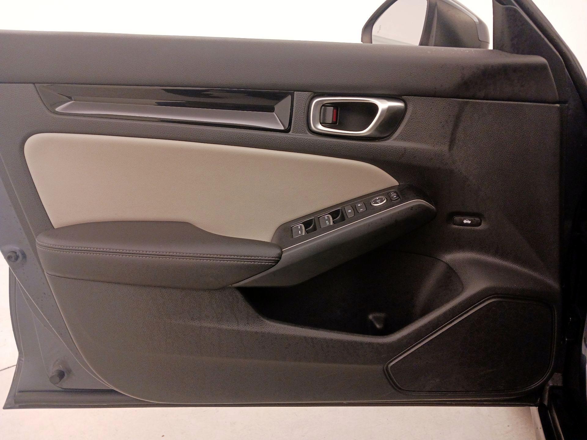 Thumbnail: 2023 Honda Civic - 12