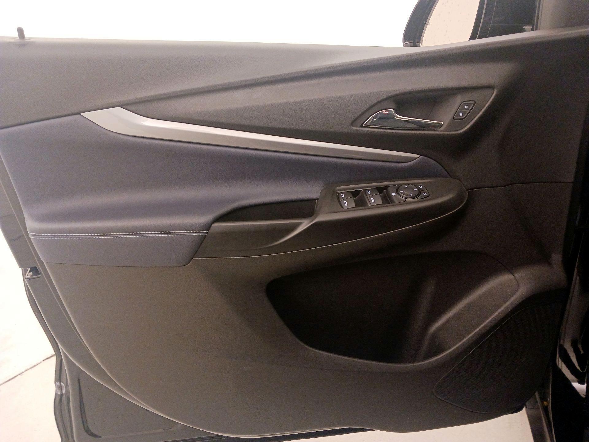 Thumbnail: 2022 Chevrolet Bolt EUV - 12