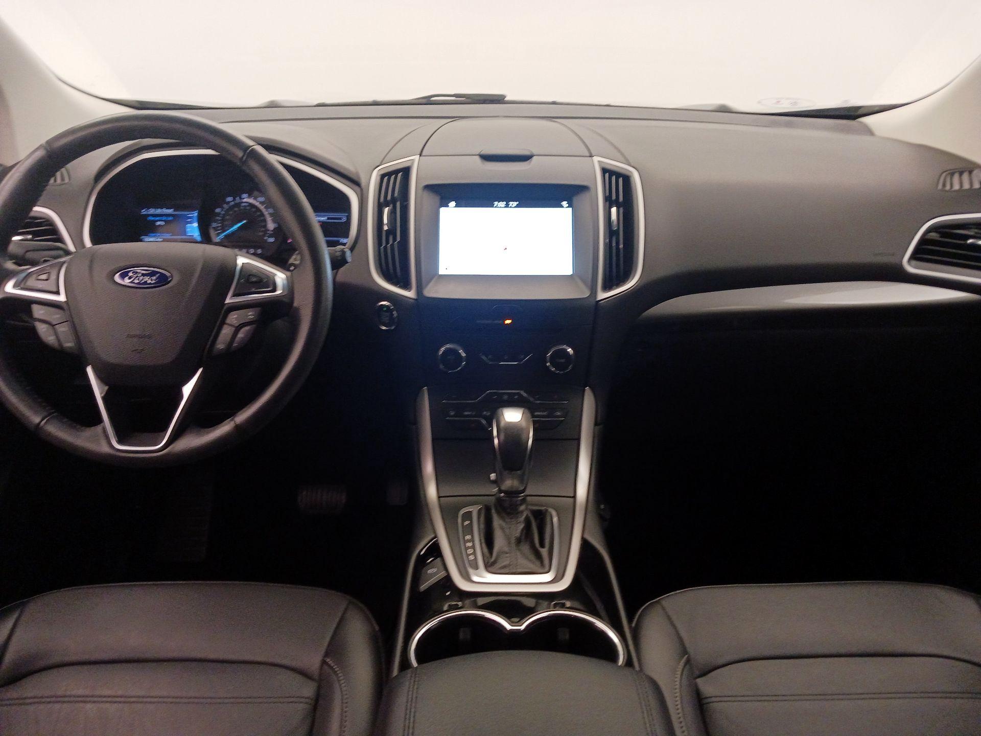 Thumbnail: 2017 Ford Edge - 9